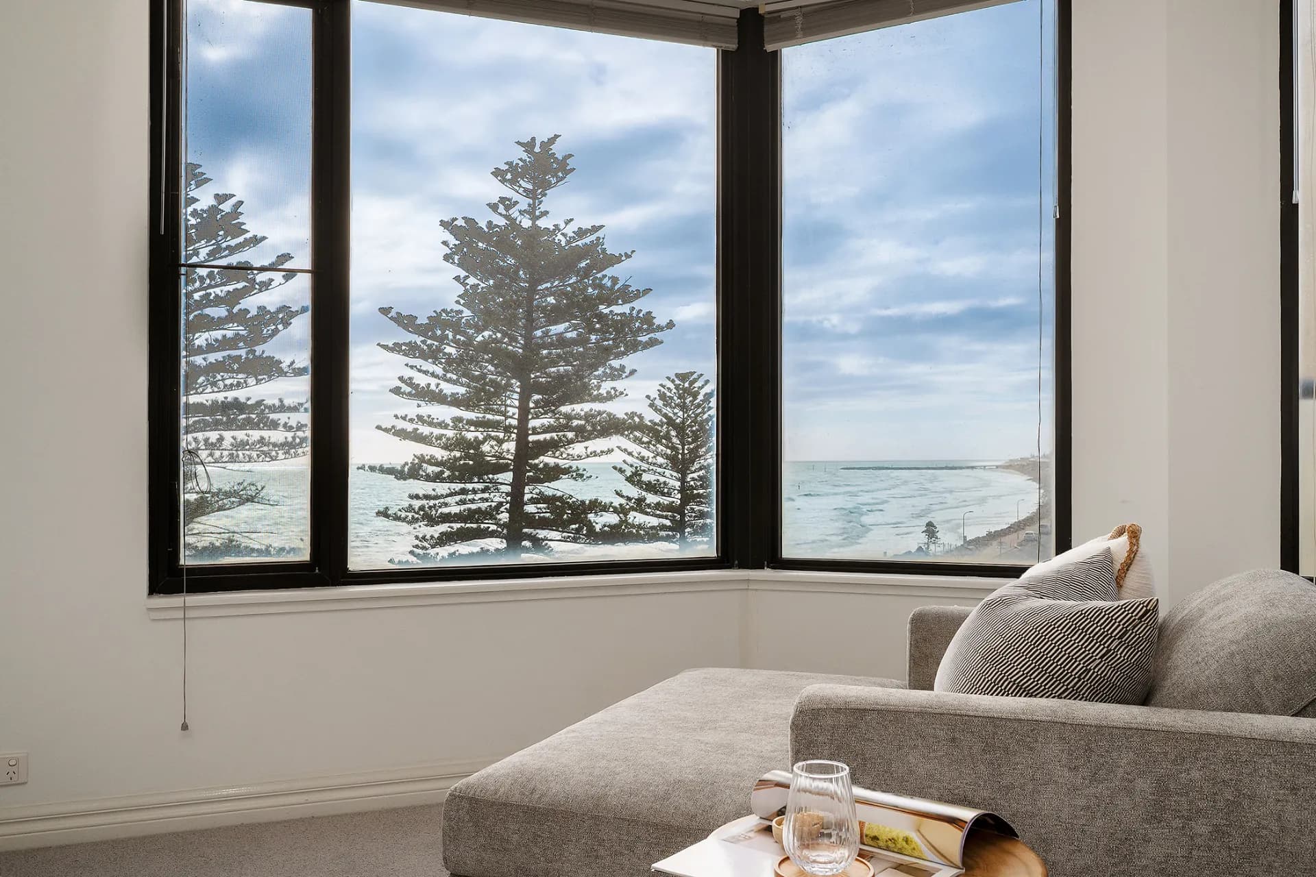 11-12 North Esplanade, Glenelg North - Thumbnail 4