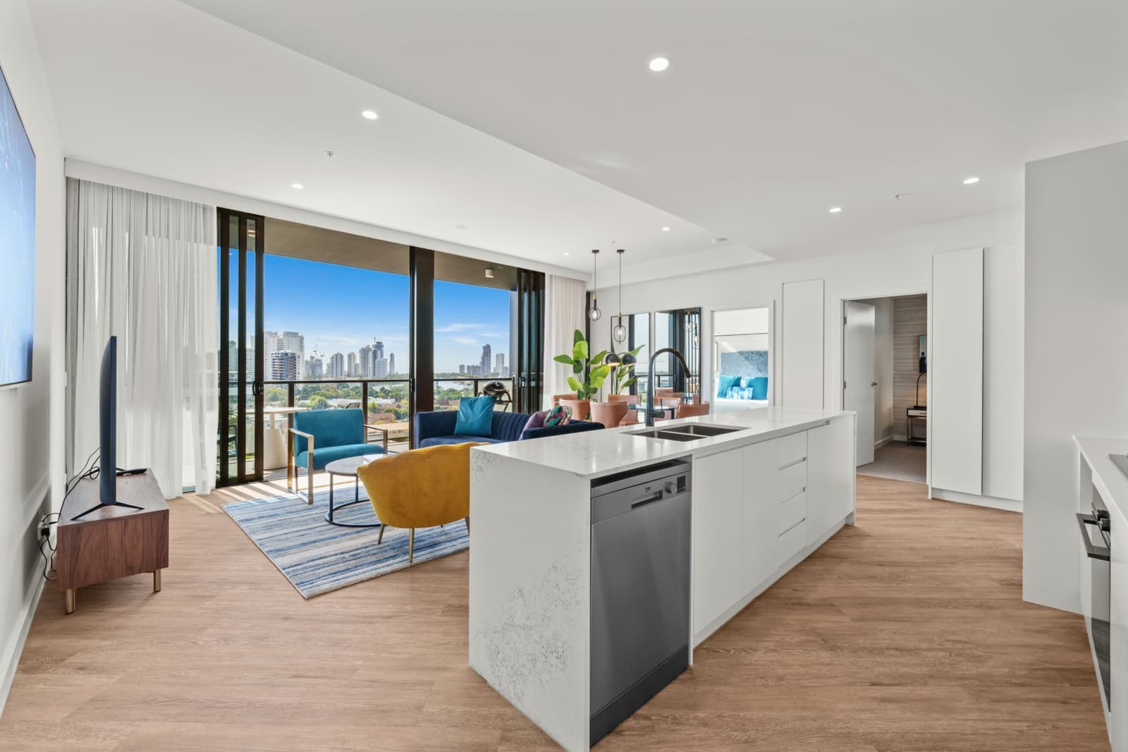 1003/59 Meron Street,Southport, Southport - Thumbnail 6