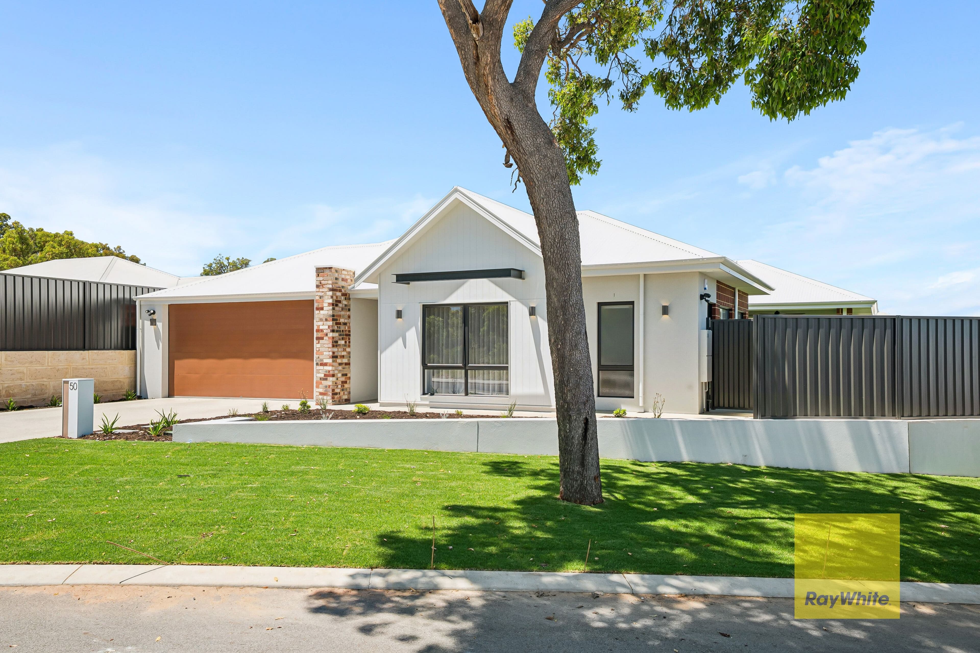 50 Waverton Crescent, BUSHMEAD WA 6055, Bushmead - Thumbnail 2