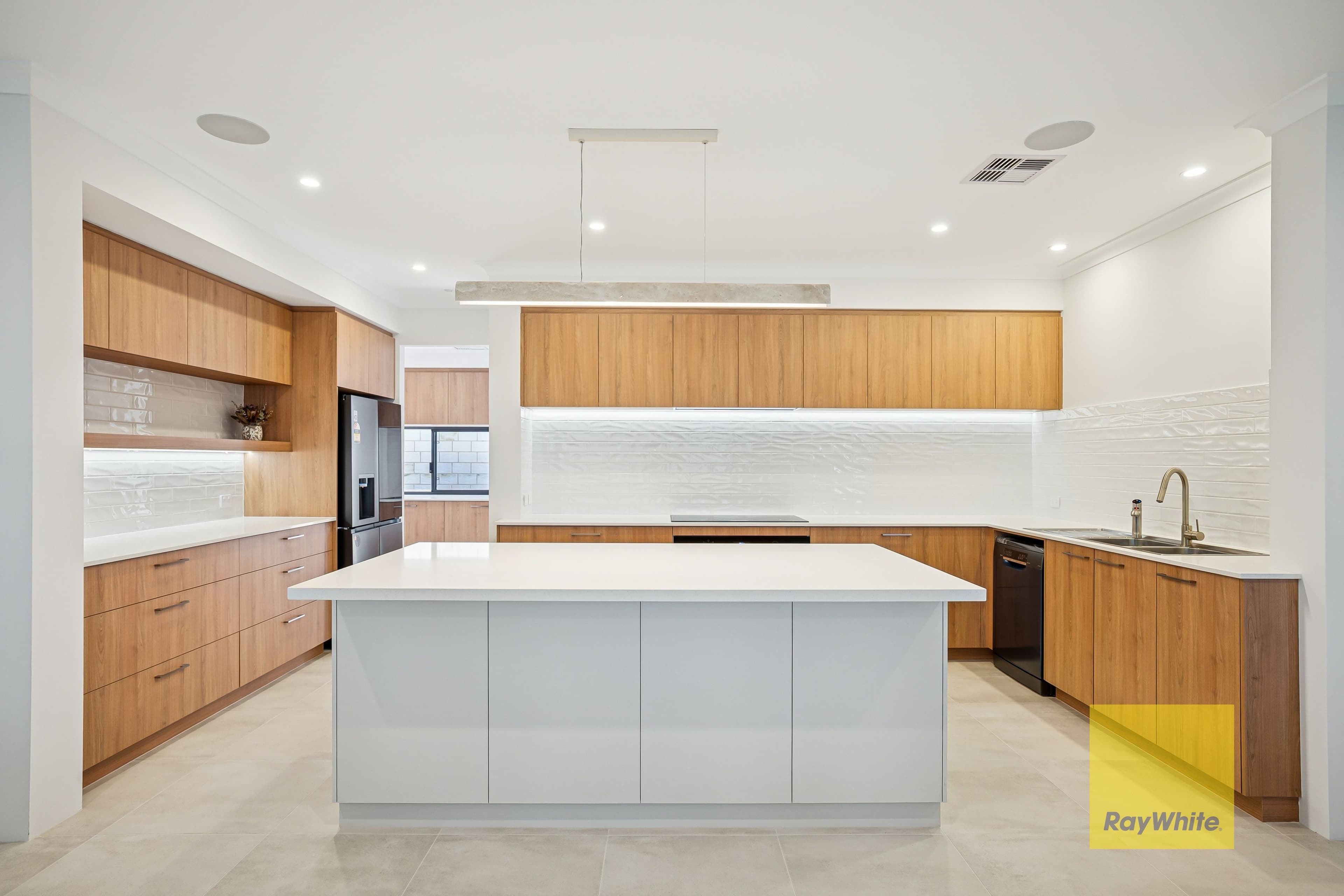 50 Waverton Crescent, BUSHMEAD WA 6055, Bushmead - Thumbnail 4