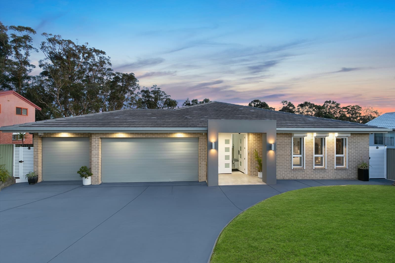 307 Warnervale Road,Hamlyn Terrace, Hamlyn Terrace - Image 1