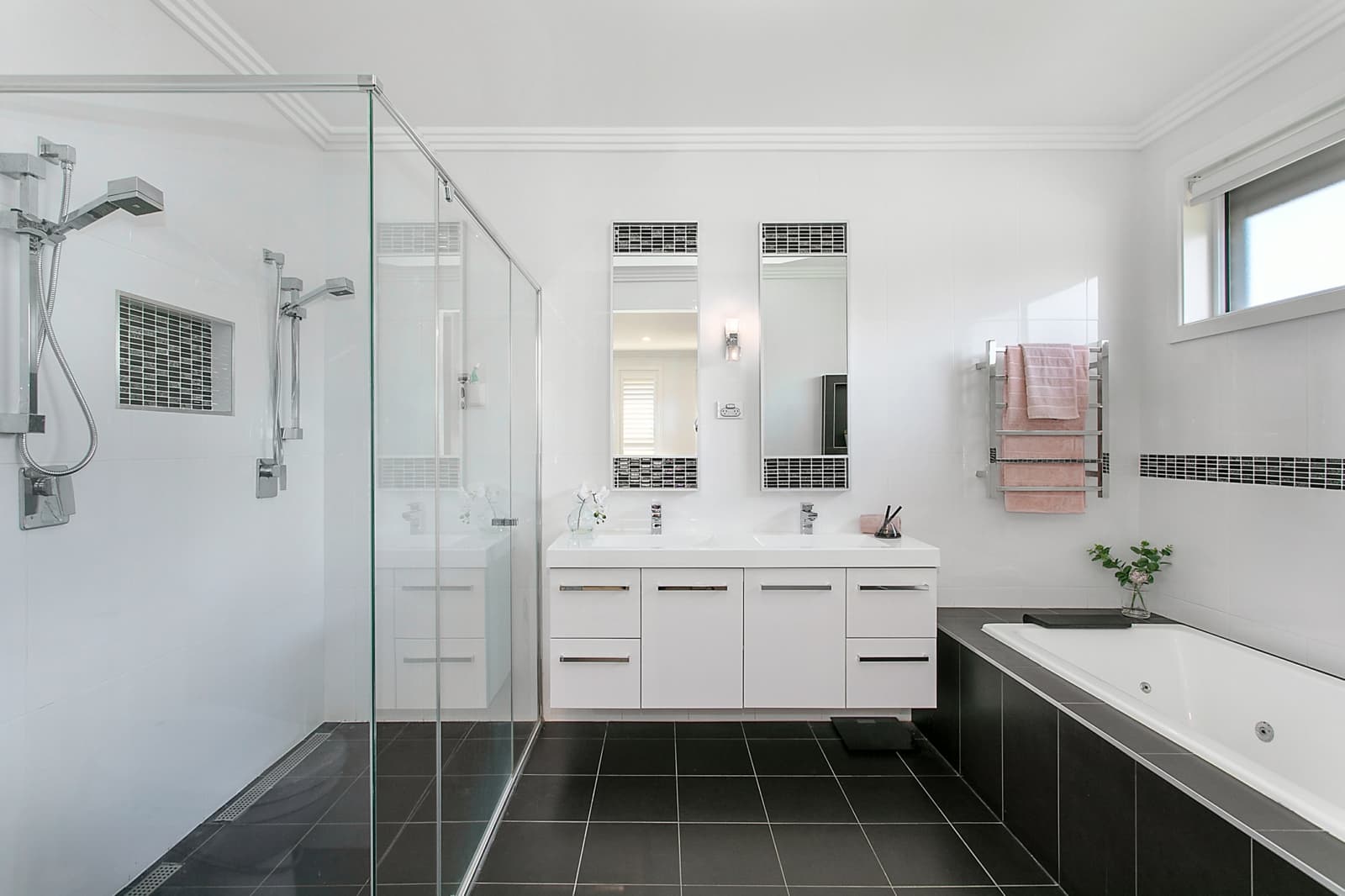 307 Warnervale Road,Hamlyn Terrace, Hamlyn Terrace - Thumbnail 8