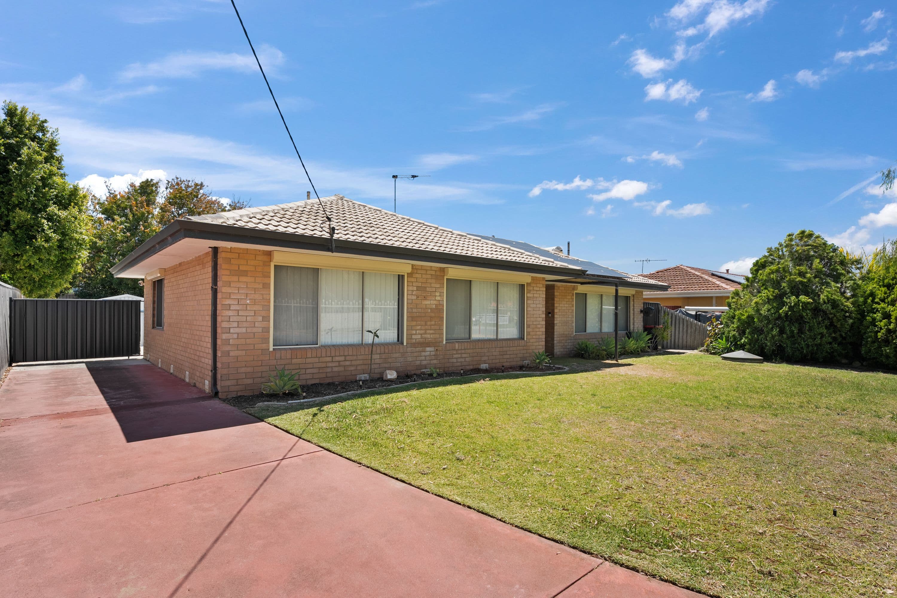 39 Currie Street, Warnbro WA 6169, Warnbro - Image 1