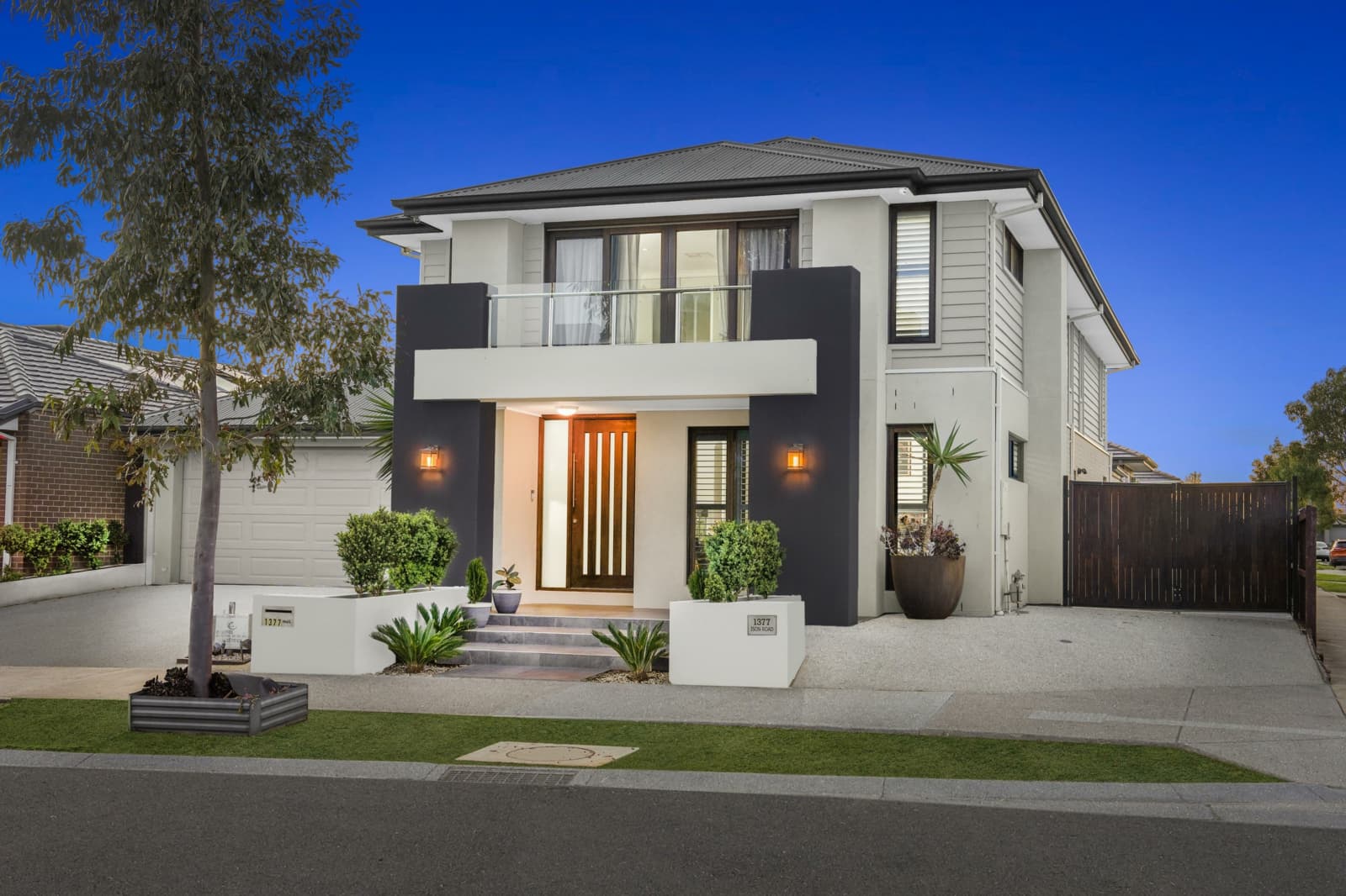 1377 Ison Road,Manor Lakes, Manor Lakes - Image 1