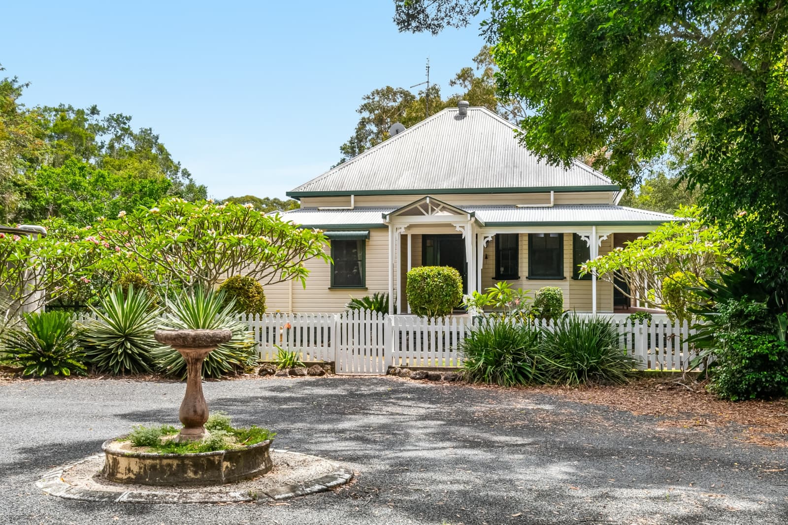 646 Pimlico Road,Pimlico, Pimlico - Image 1