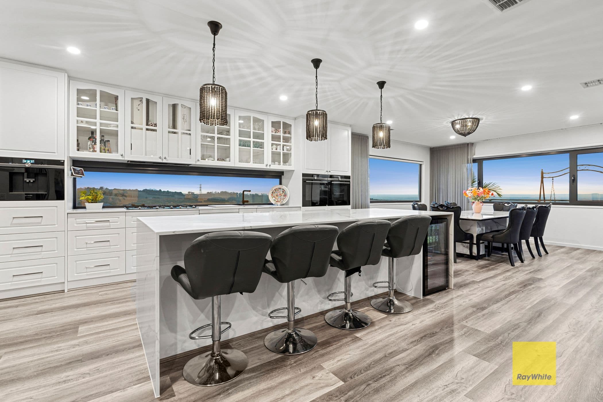 24 Foymount Crescent, Highton VIC 3216, Highton - Thumbnail 2