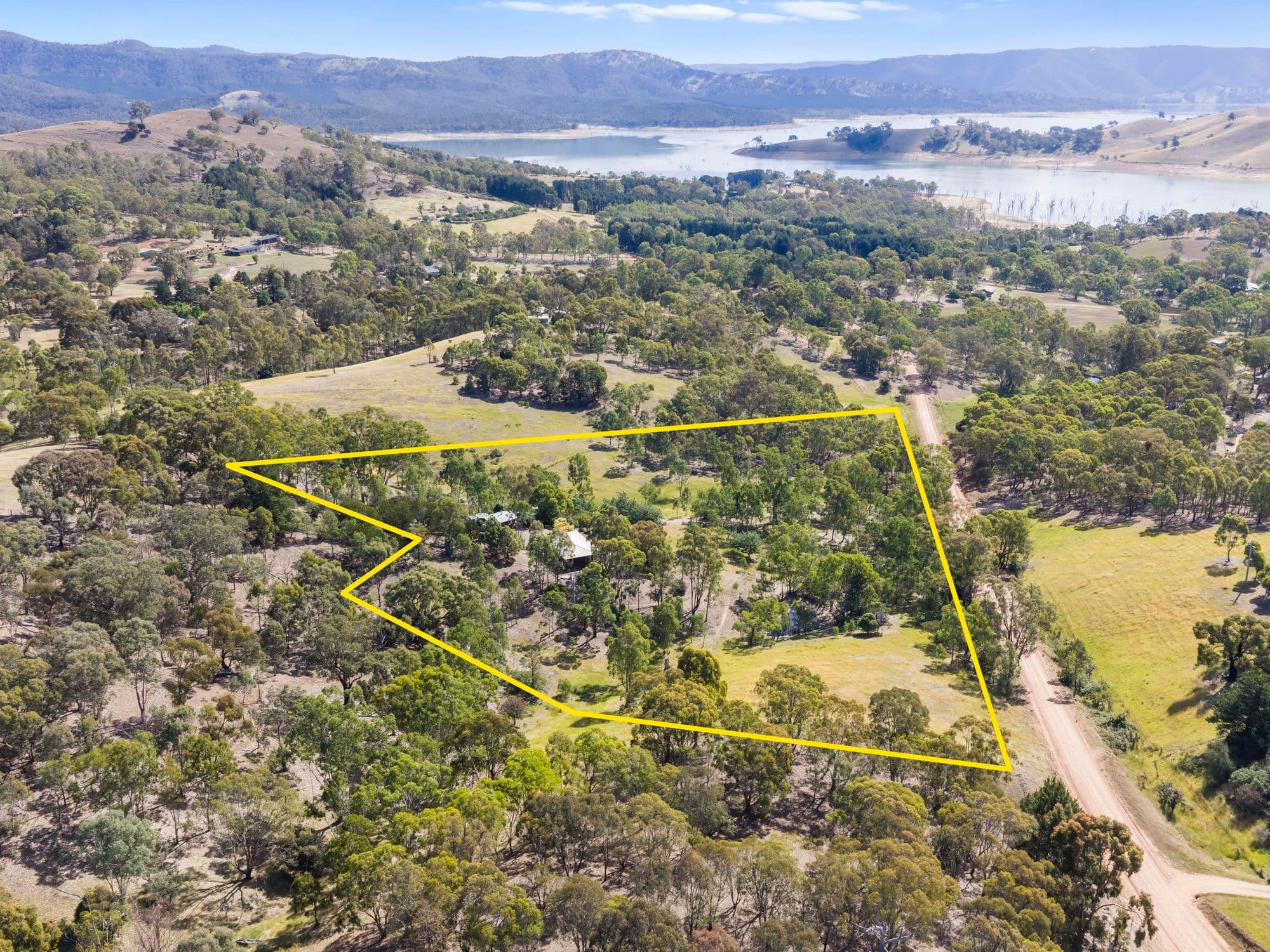 135 Banumum Road, Mansfield VIC 3722, Mansfield - Image 1
