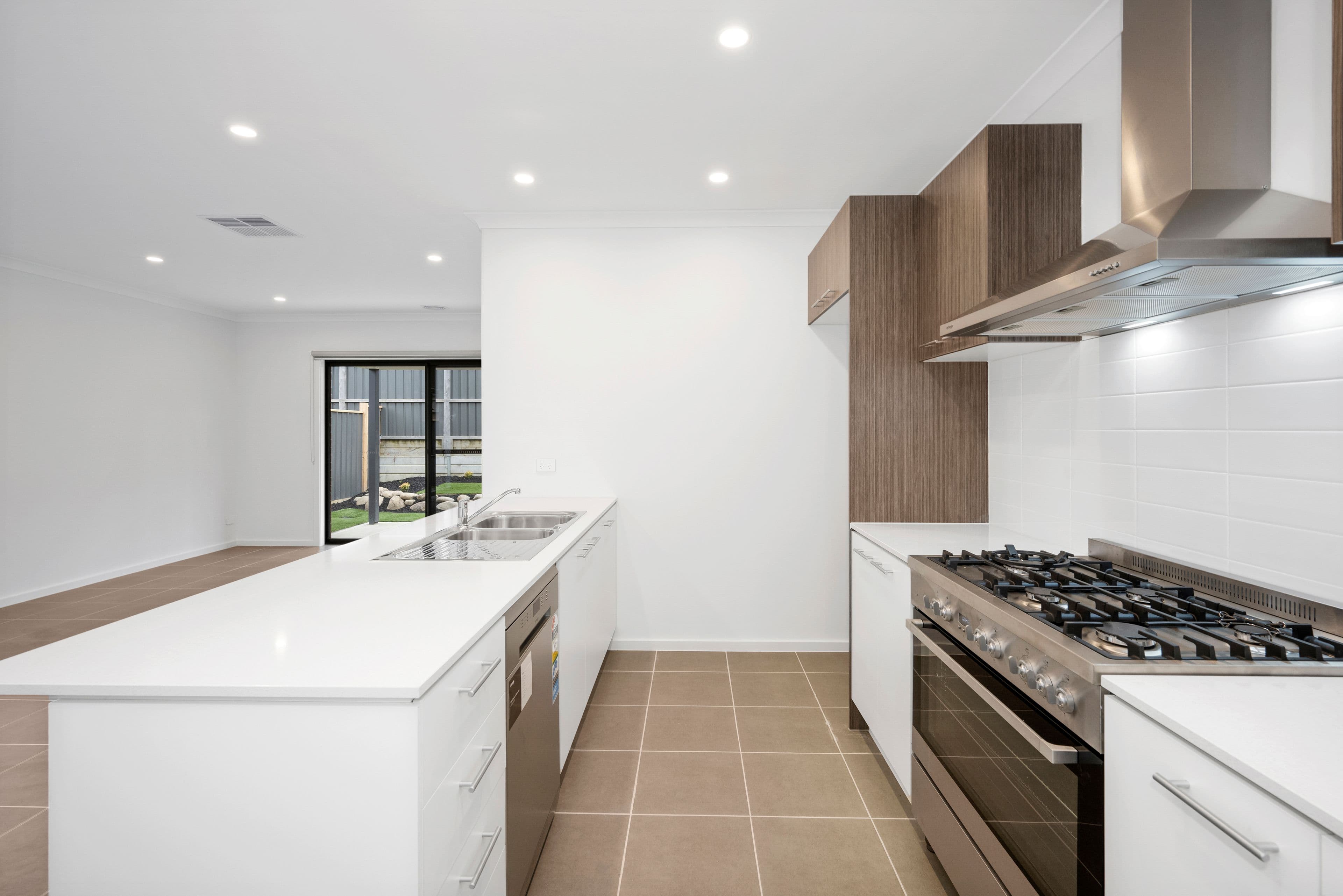 2 Bankside Drive, Botanic Ridge VIC 3977, Botanic Ridge - Thumbnail 3