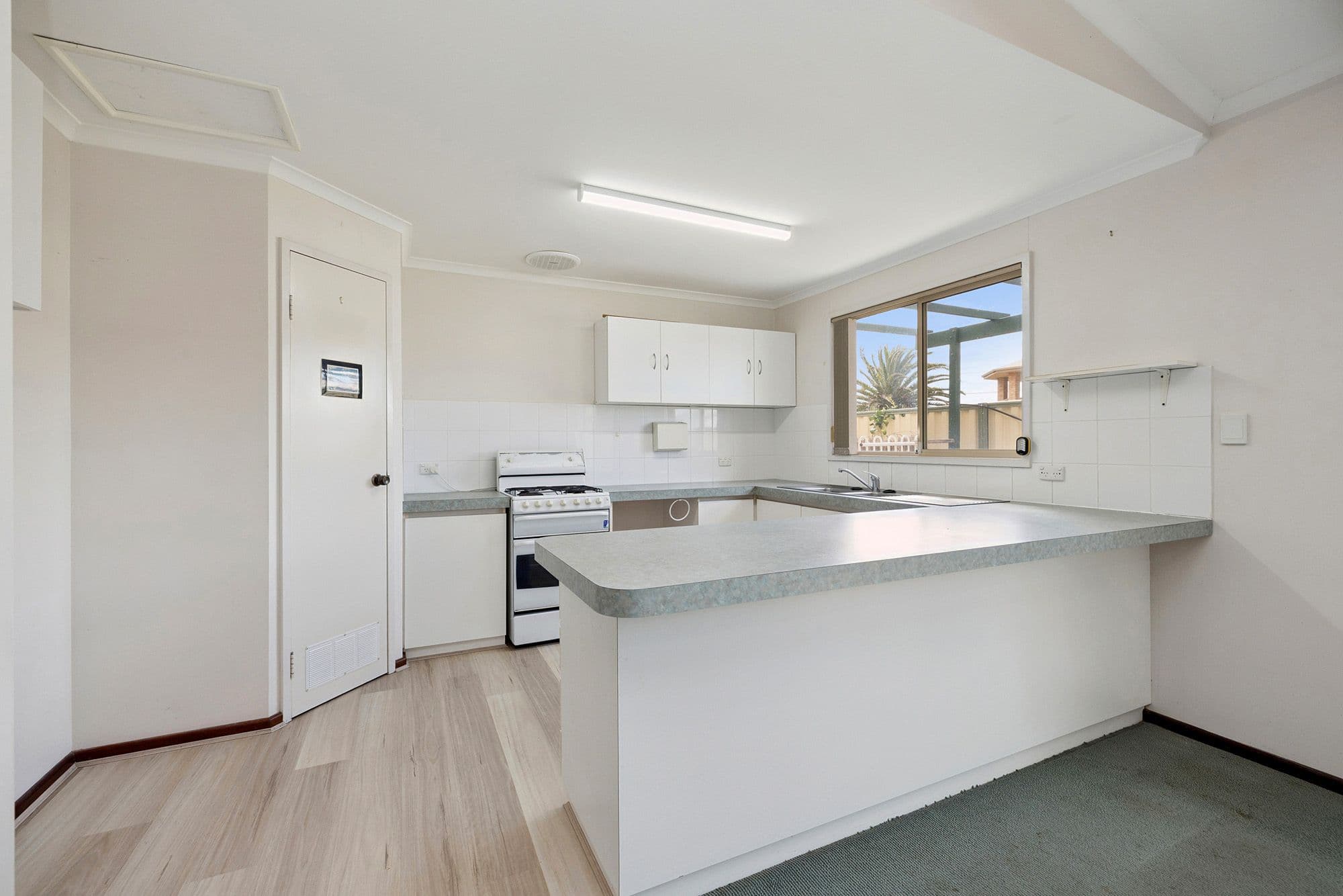 79 Gingin Road, Lancelin WA 6044, Lancelin - Thumbnail 4
