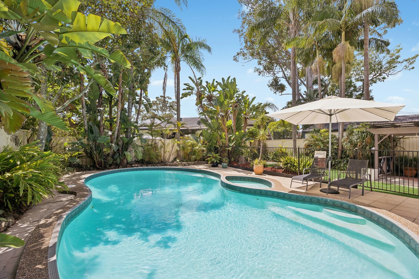 3 Erin Avenue,Berkeley Vale, Berkeley Vale - Image 1