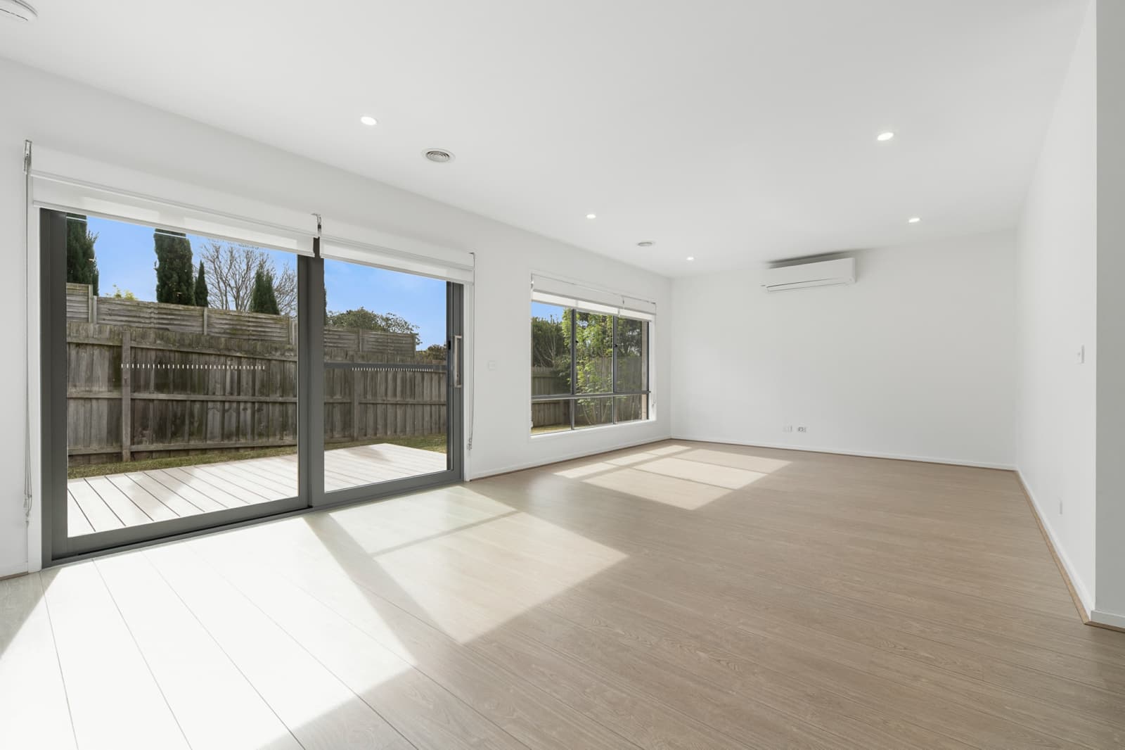 2/39 Colstan Court,Mount Eliza, Mount Eliza - Thumbnail 2