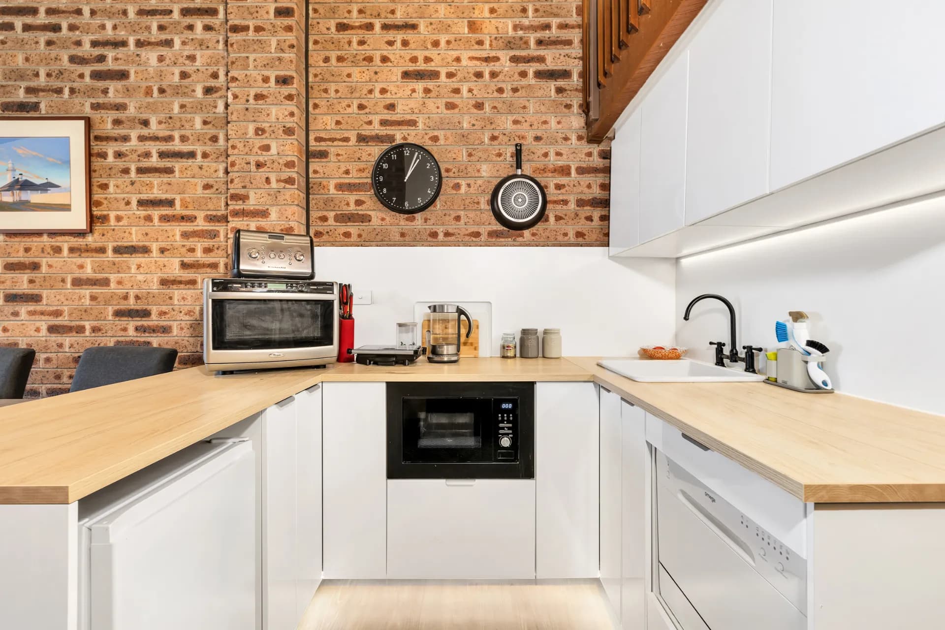 18/2 Clyde Street, Jindabyne, NSW, Jindabyne - Thumbnail 3