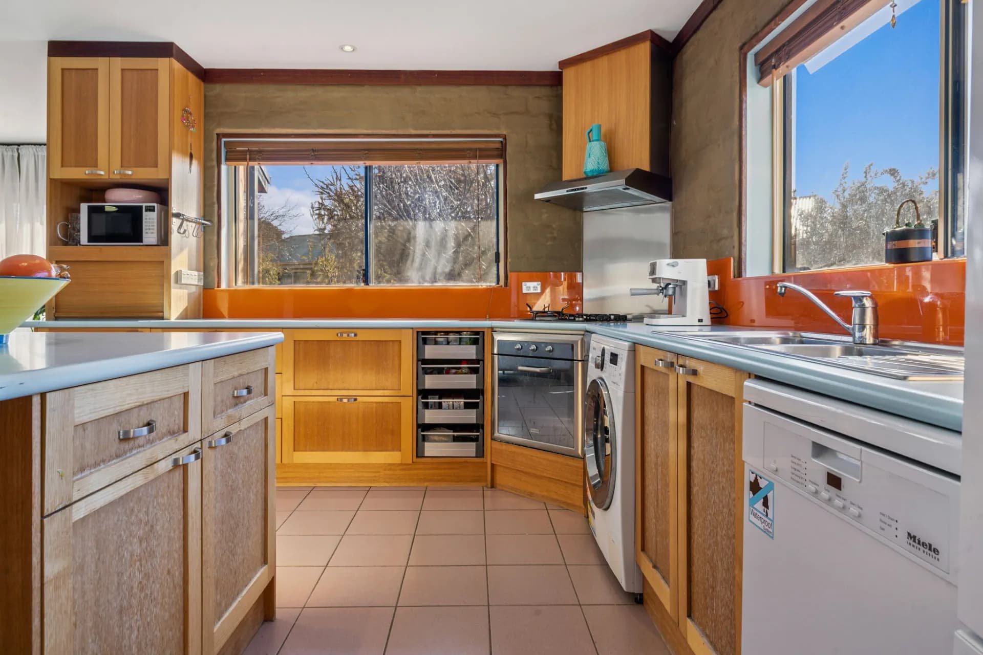 19 Roberson Street, Berridale - Thumbnail 3