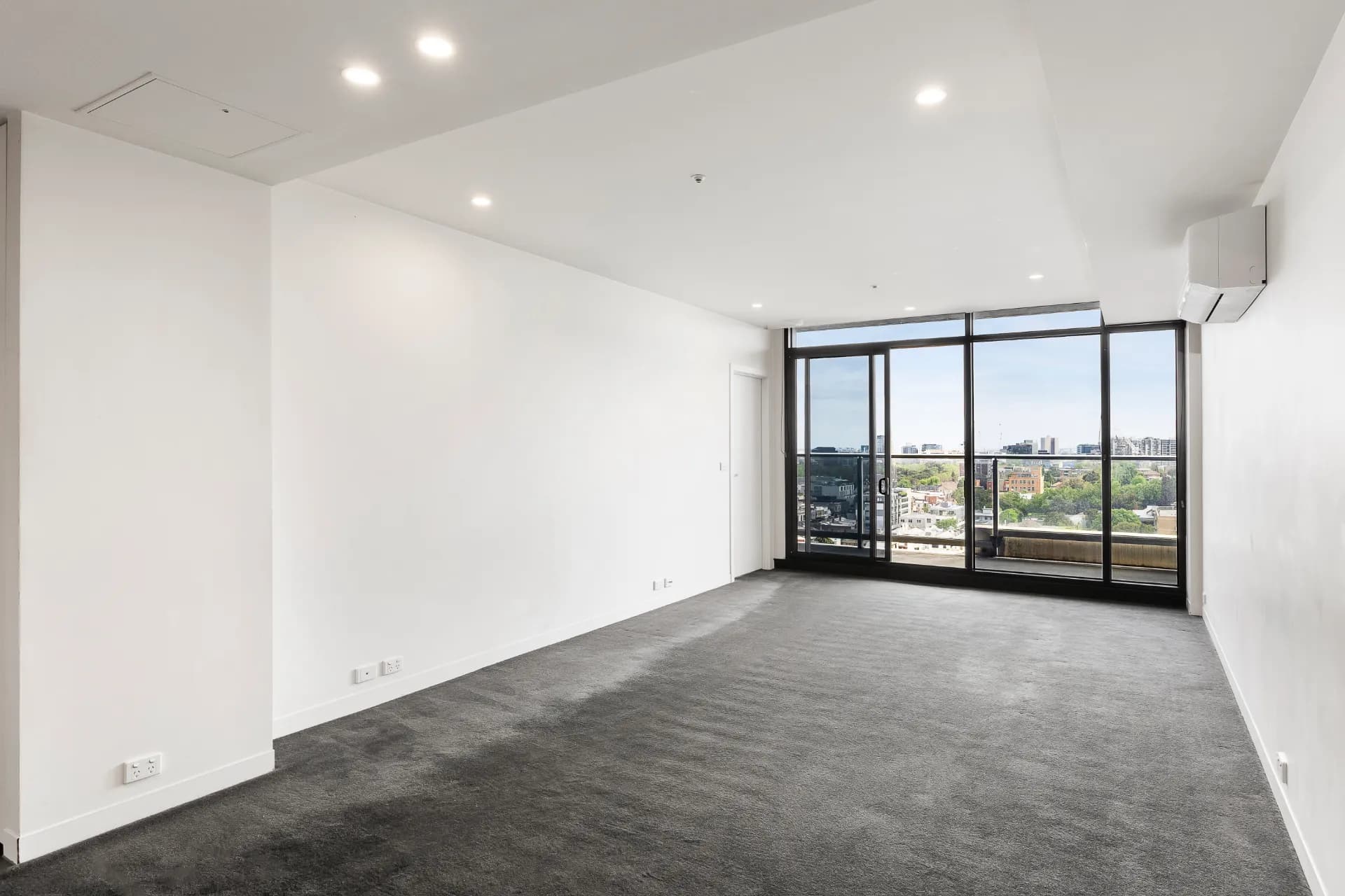 1702/7 Yarra Street, South Yarra., South Yarra - Thumbnail 2