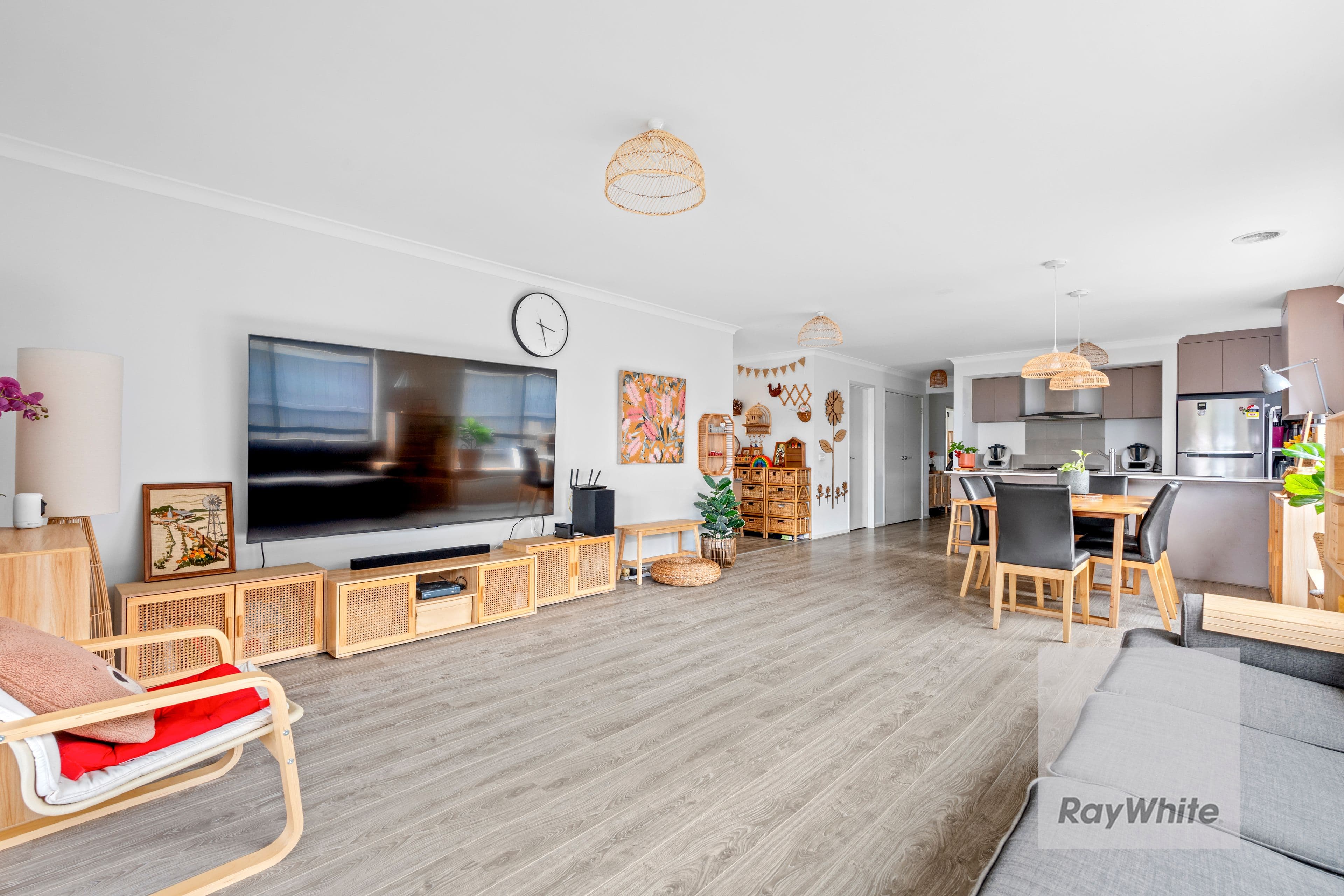 22 Newington Parade, Mernda VIC 3754, Mernda - Thumbnail 6