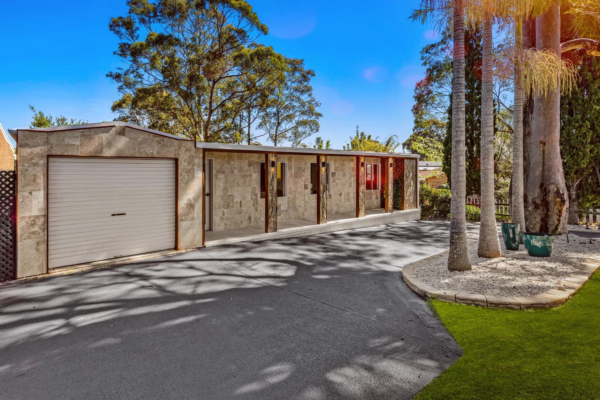 484 Beach Road, Sunshine Bay - Image 1