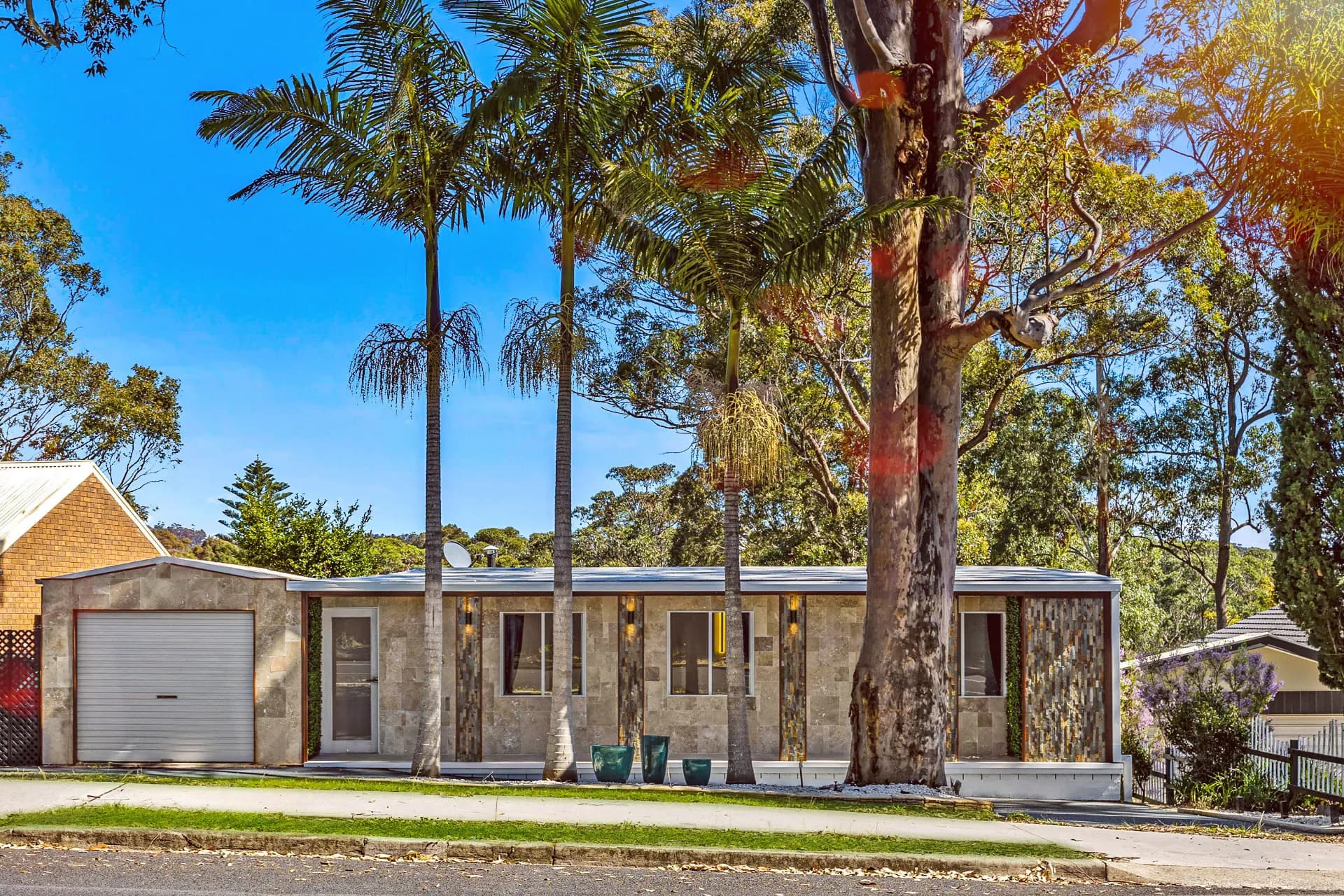 484 Beach Road, Sunshine Bay - Thumbnail 2