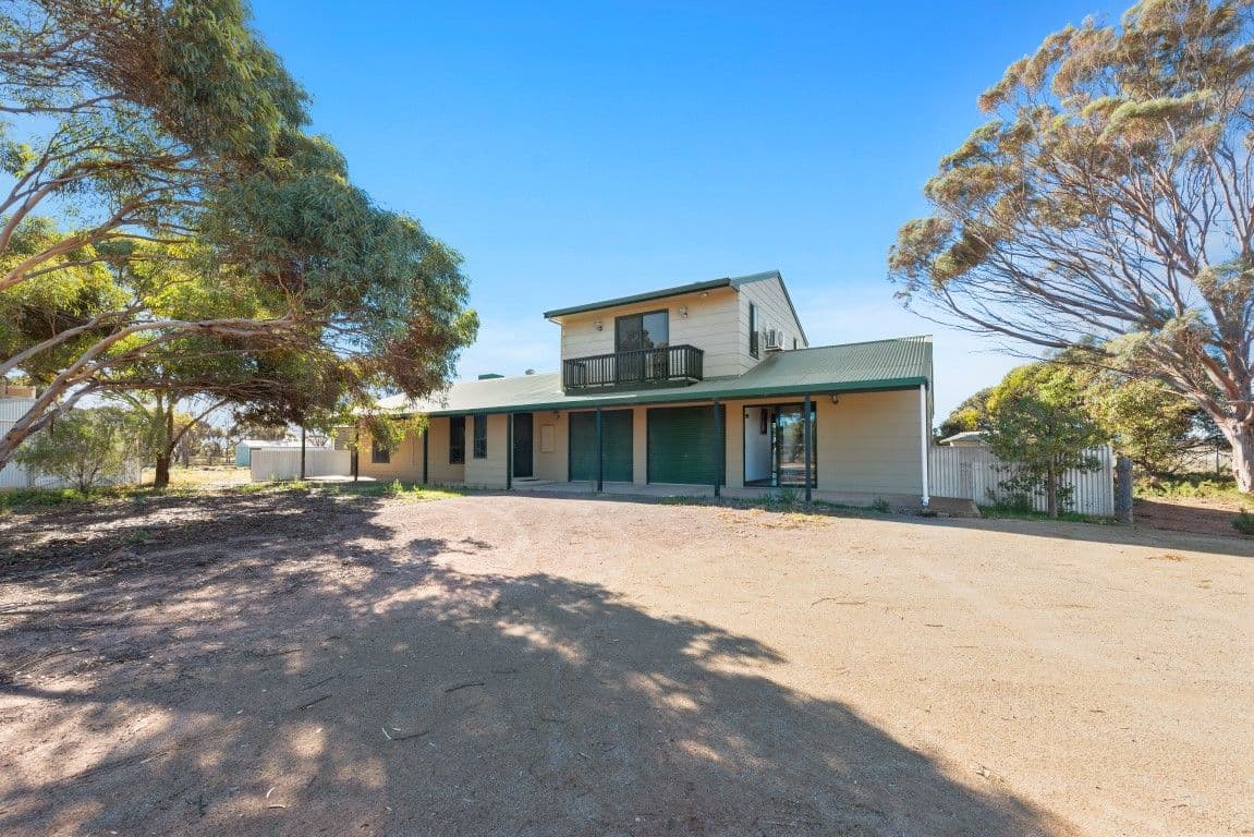 75 North Terrace, Moonta Bay SA 5558, Moonta Bay - Image 1
