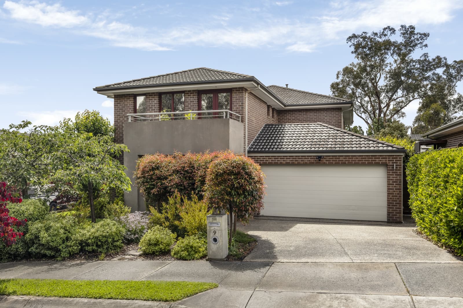 9 Drewett Circuit,Croydon, Croydon - Image 1