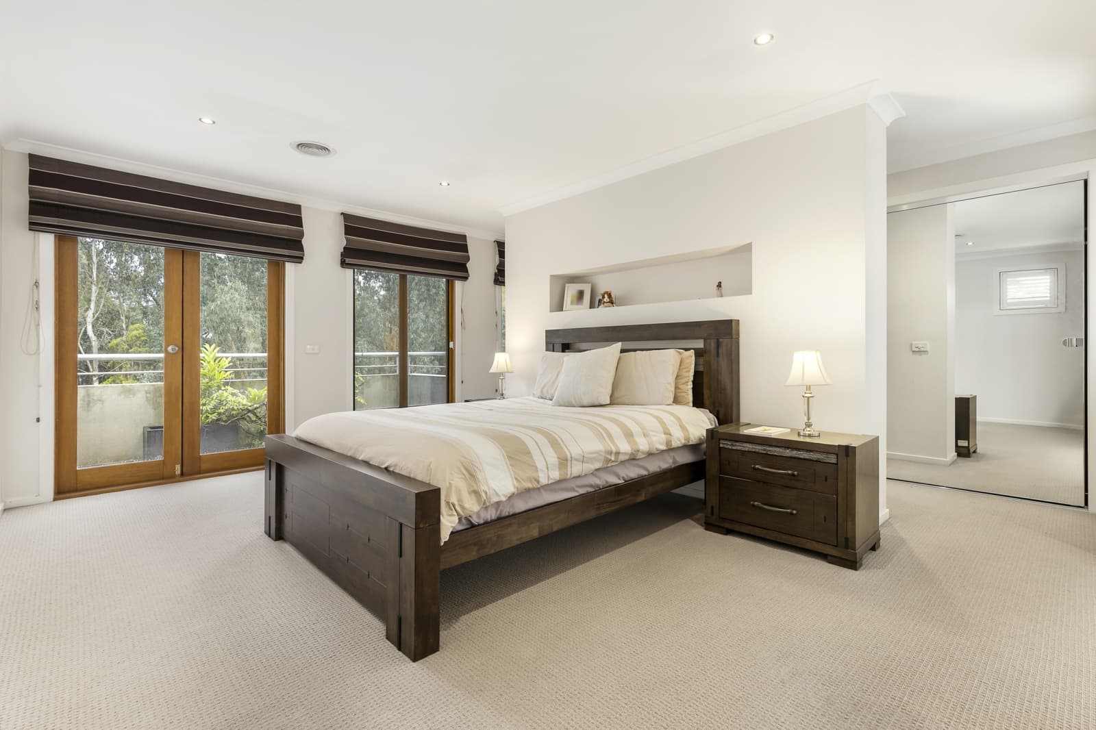 9 Drewett Circuit,Croydon, Croydon - Thumbnail 5