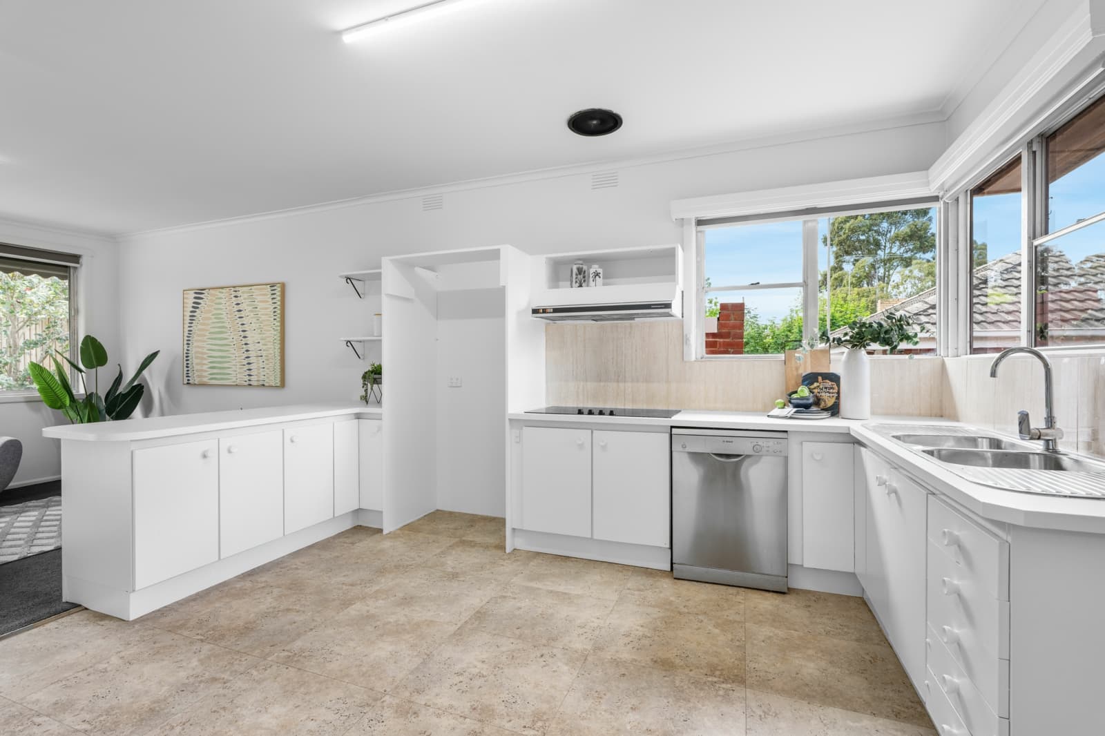 19 Aldinga Street,Blackburn South, Blackburn South - Thumbnail 4
