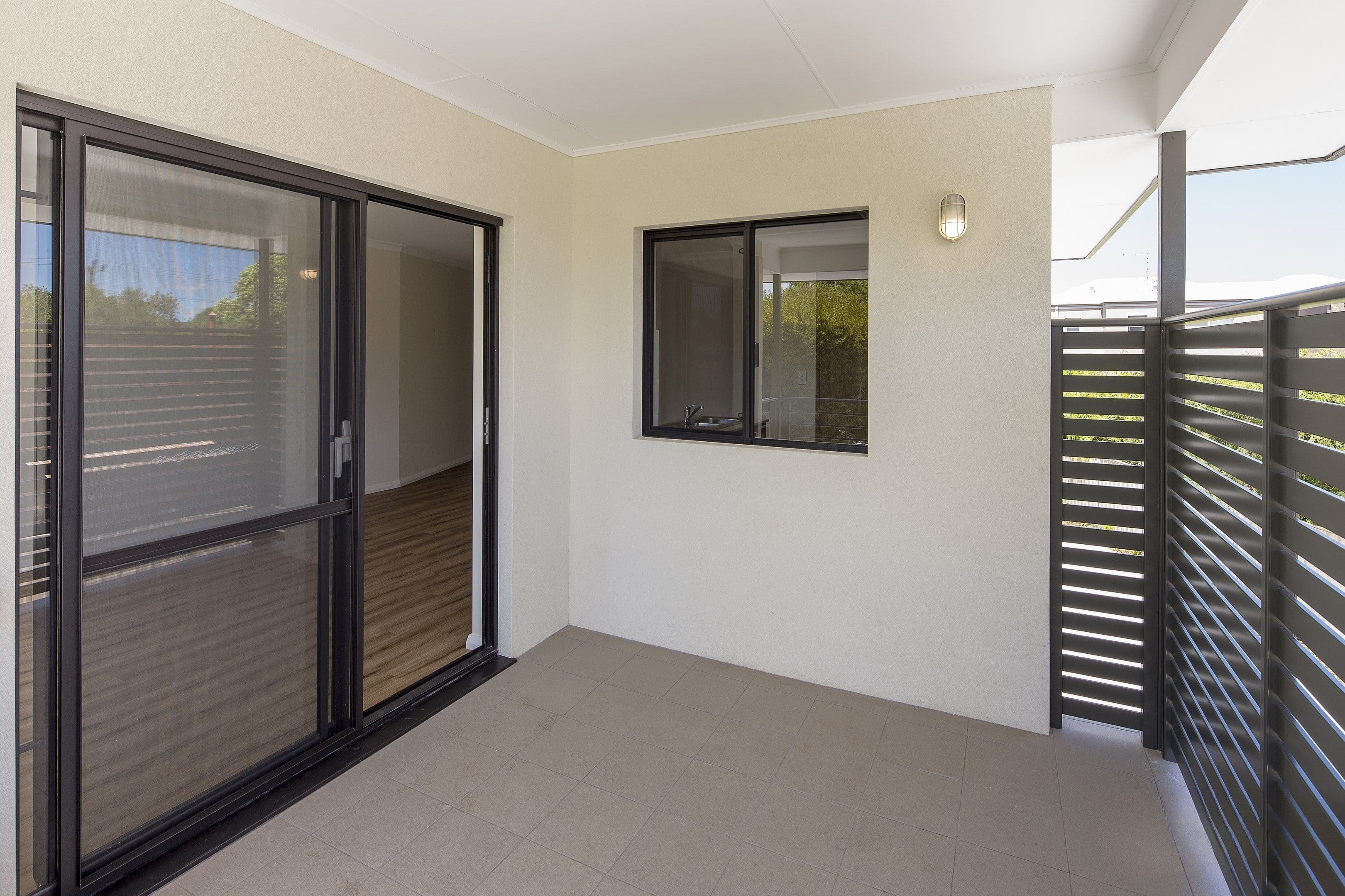 4 Whiteside Street, Cloverdale WA 6105, Cloverdale - Thumbnail 8