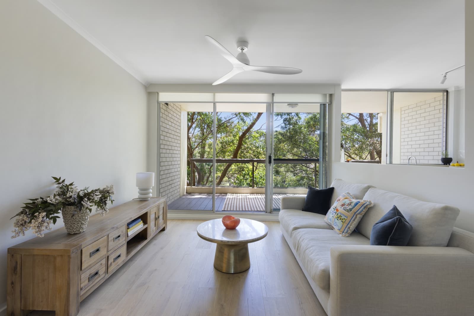 403/29 Yeo Street,Neutral Bay, Neutral Bay - Thumbnail 2