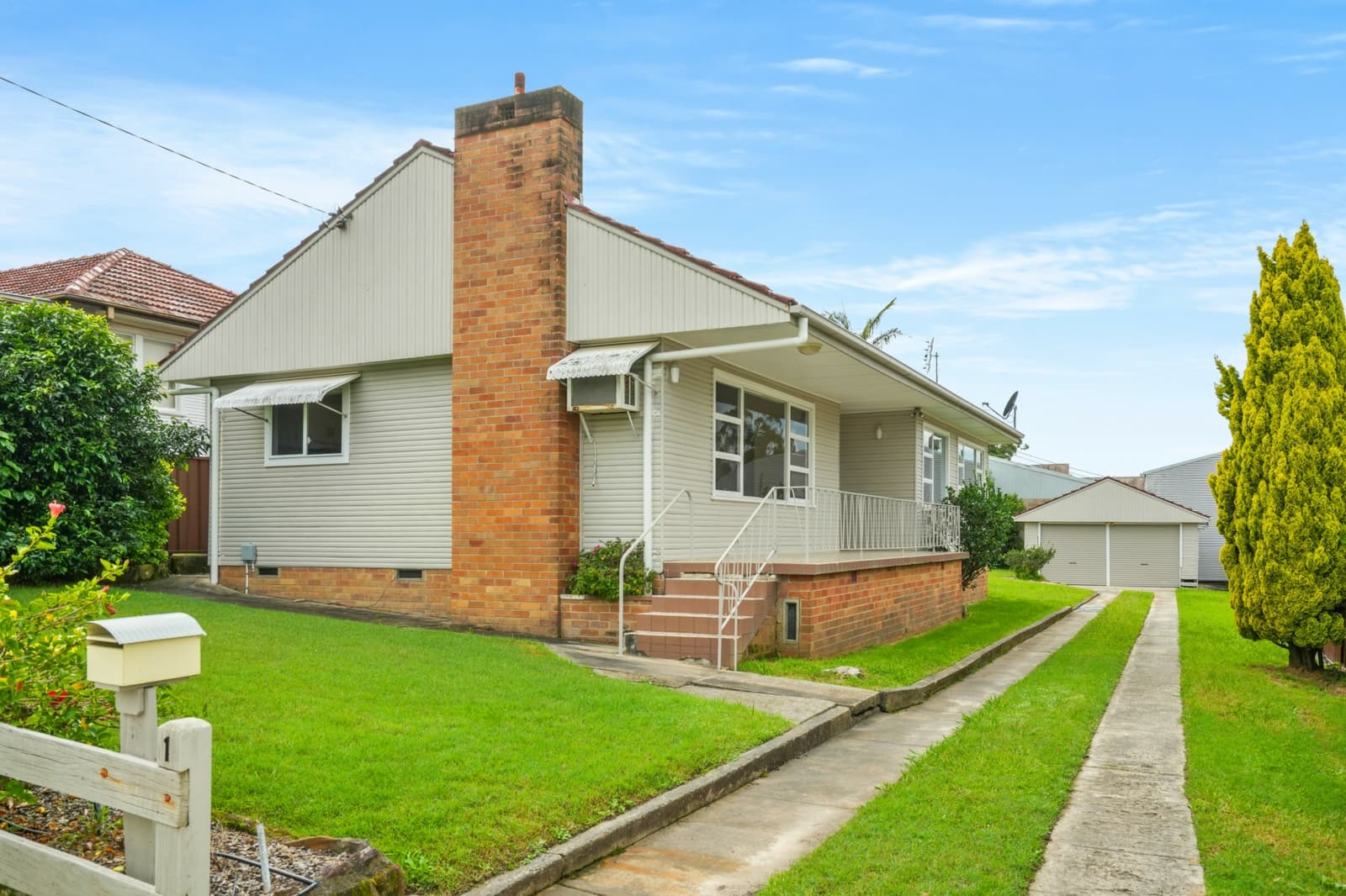 1 White Street,East Gosford, East Gosford - Image 1