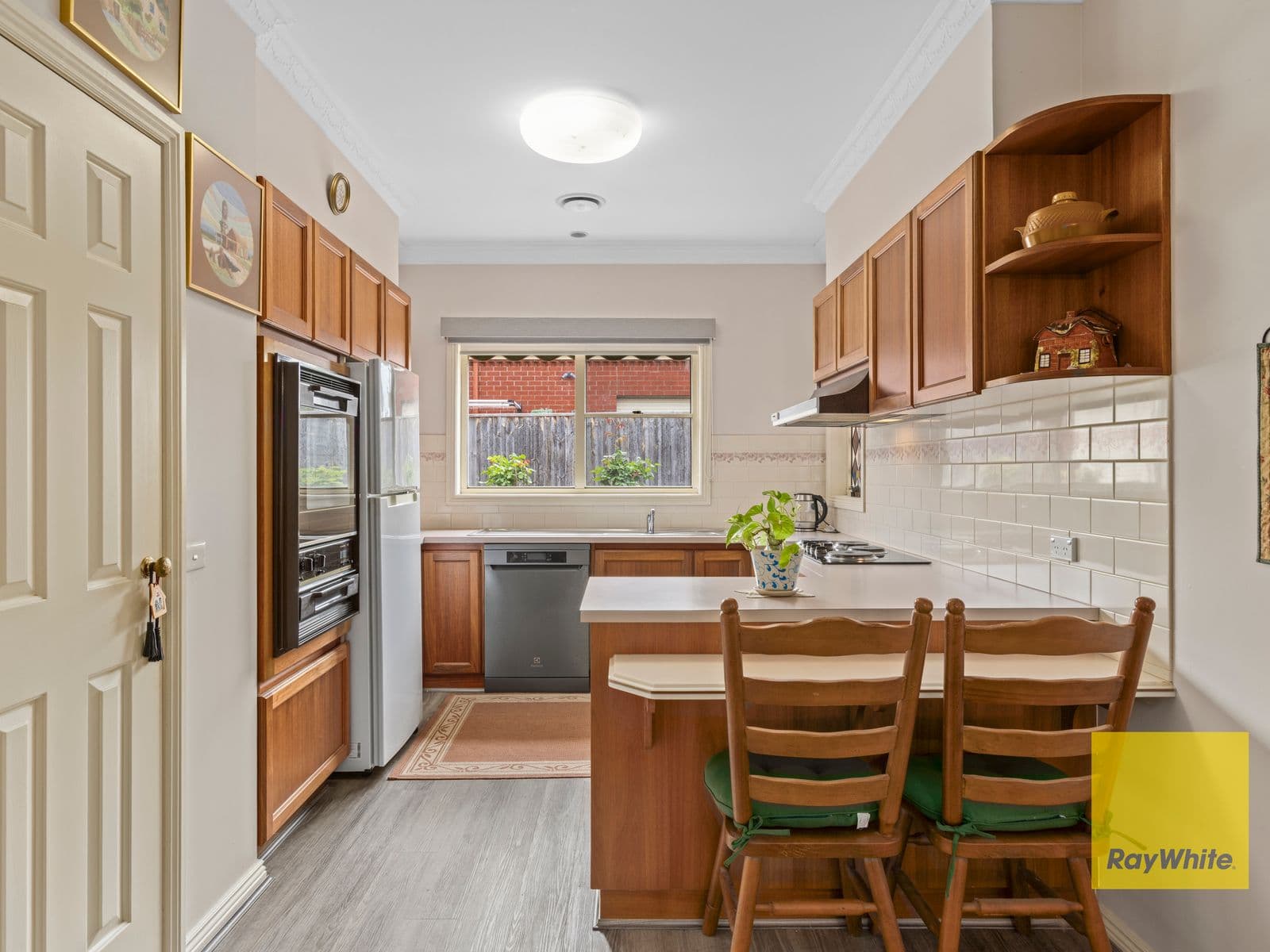 100 Mount Pleasant Road, Belmont - Thumbnail 6