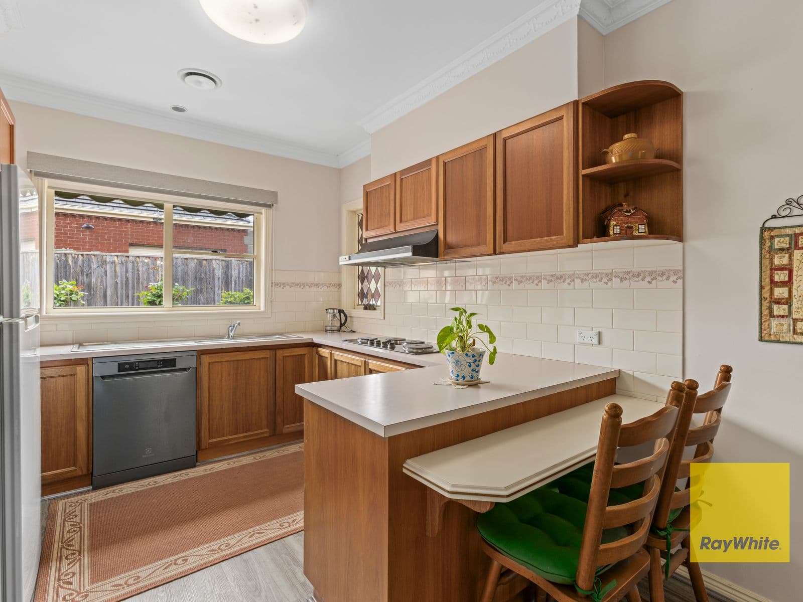 100 Mount Pleasant Road, Belmont - Thumbnail 7