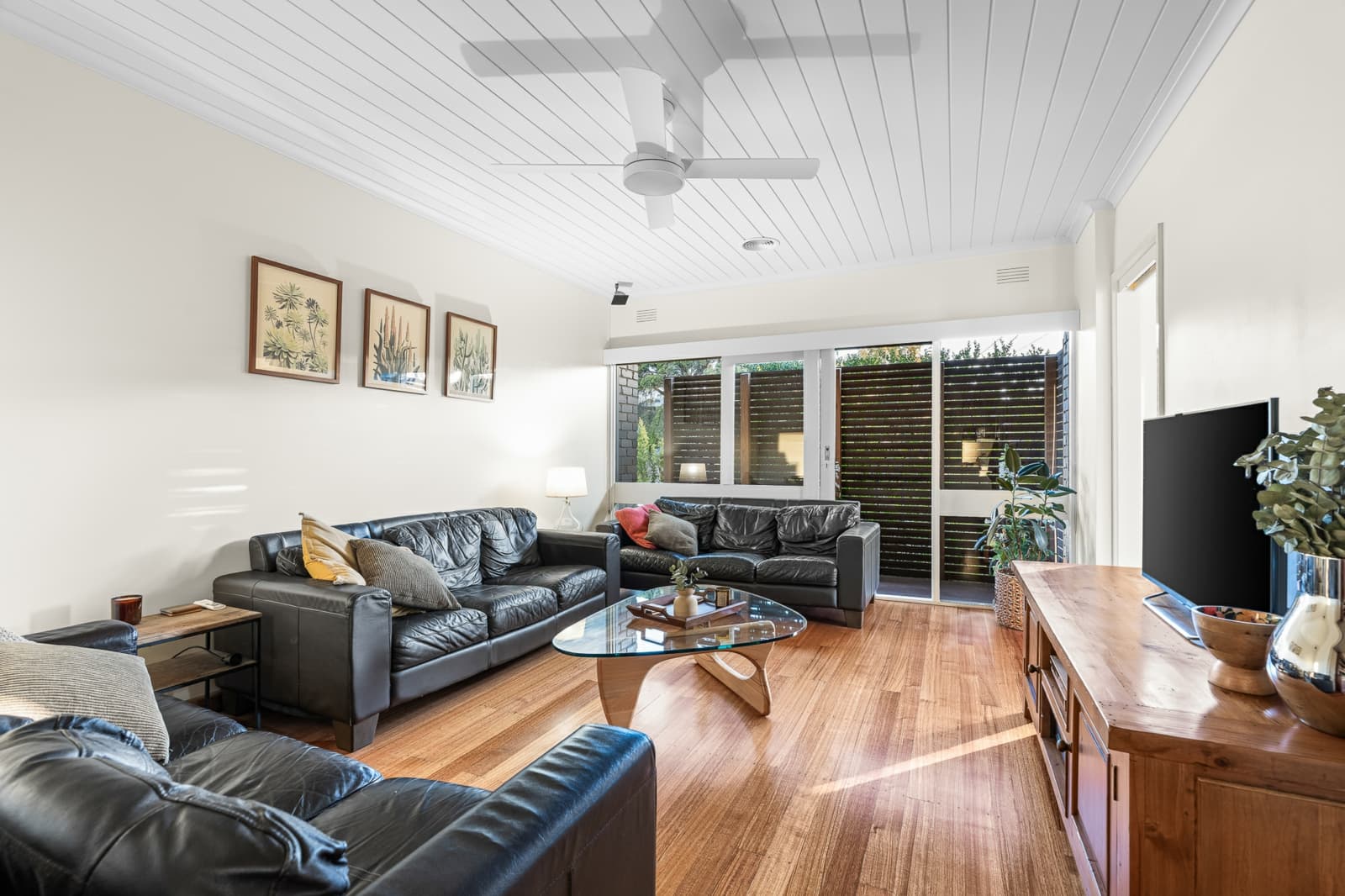 3 Eucalypt Avenue,Templestowe Lower, Templestowe Lower - Thumbnail 2