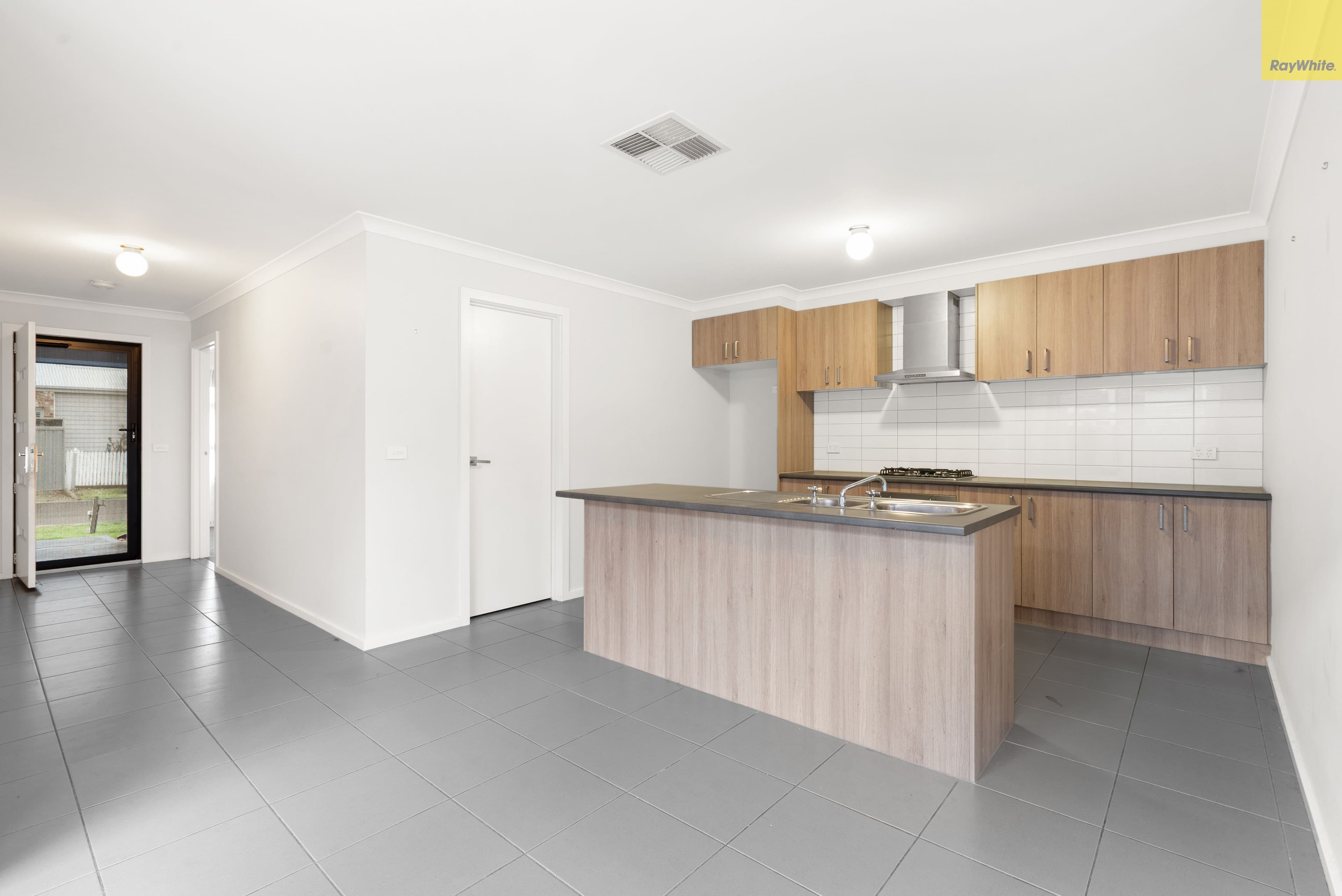 13 Orton Crescent, Maddingley VIC 3340, Maddingley - Thumbnail 5