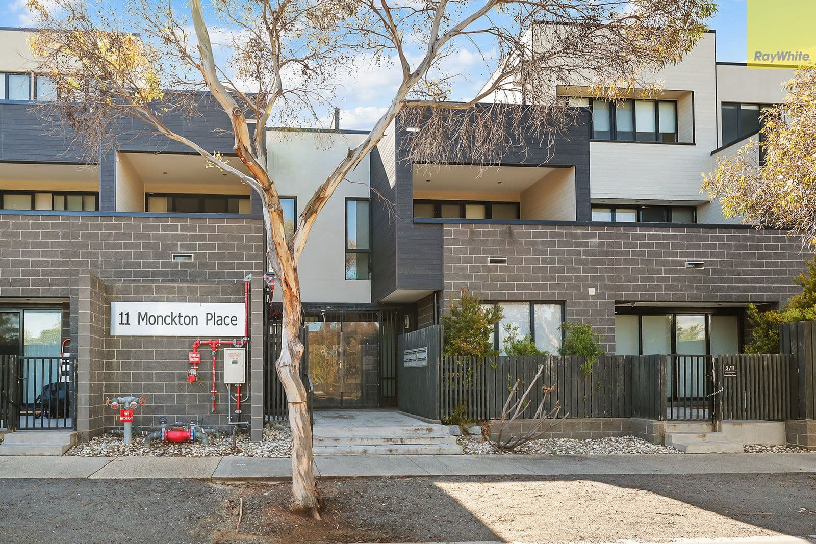 11 Monckton Place, Caroline Springs VIC 3023, Caroline Springs - Image 1