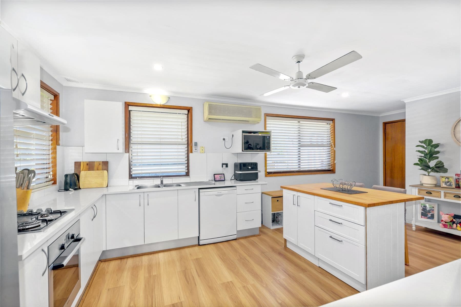 66 Bottlebrush Drive, Cranebrook NSW 2749, Cranebrook - Thumbnail 3