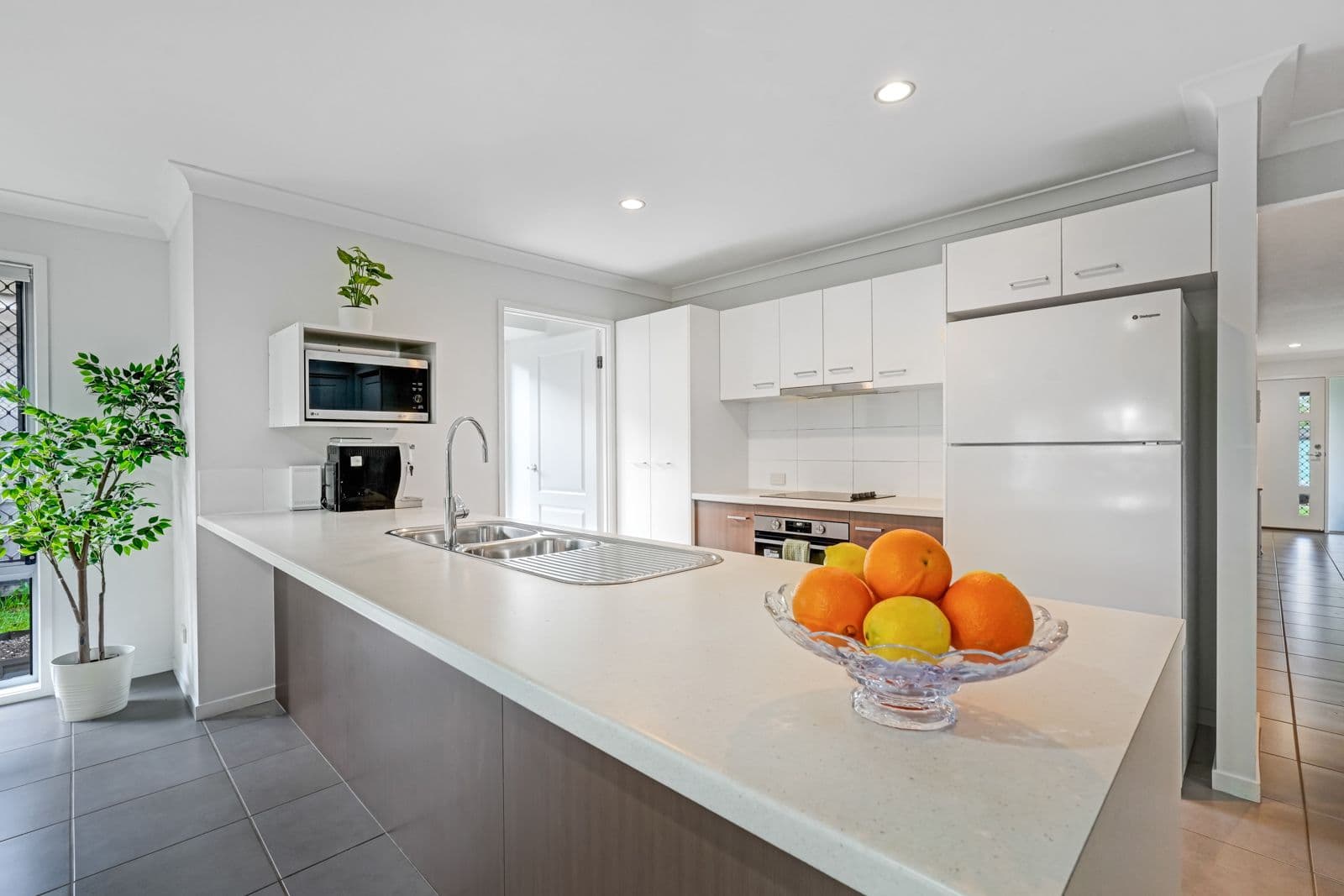 72 Denham Crescent, North Lakes QLD 4509, North Lakes - Thumbnail 3