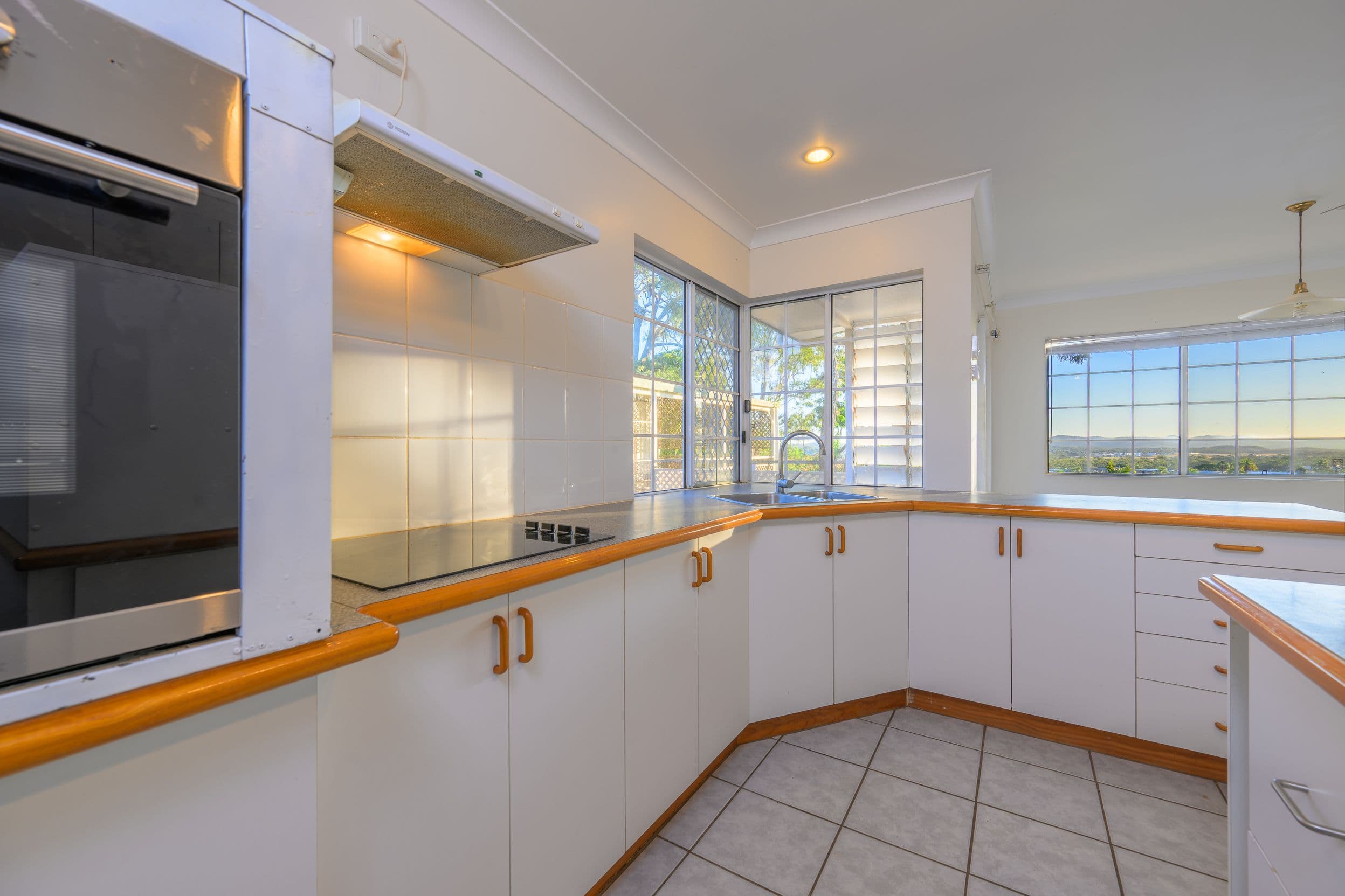 10 Kauri Drive, Kin Kora QLD 4680, Kin Kora - Thumbnail 8