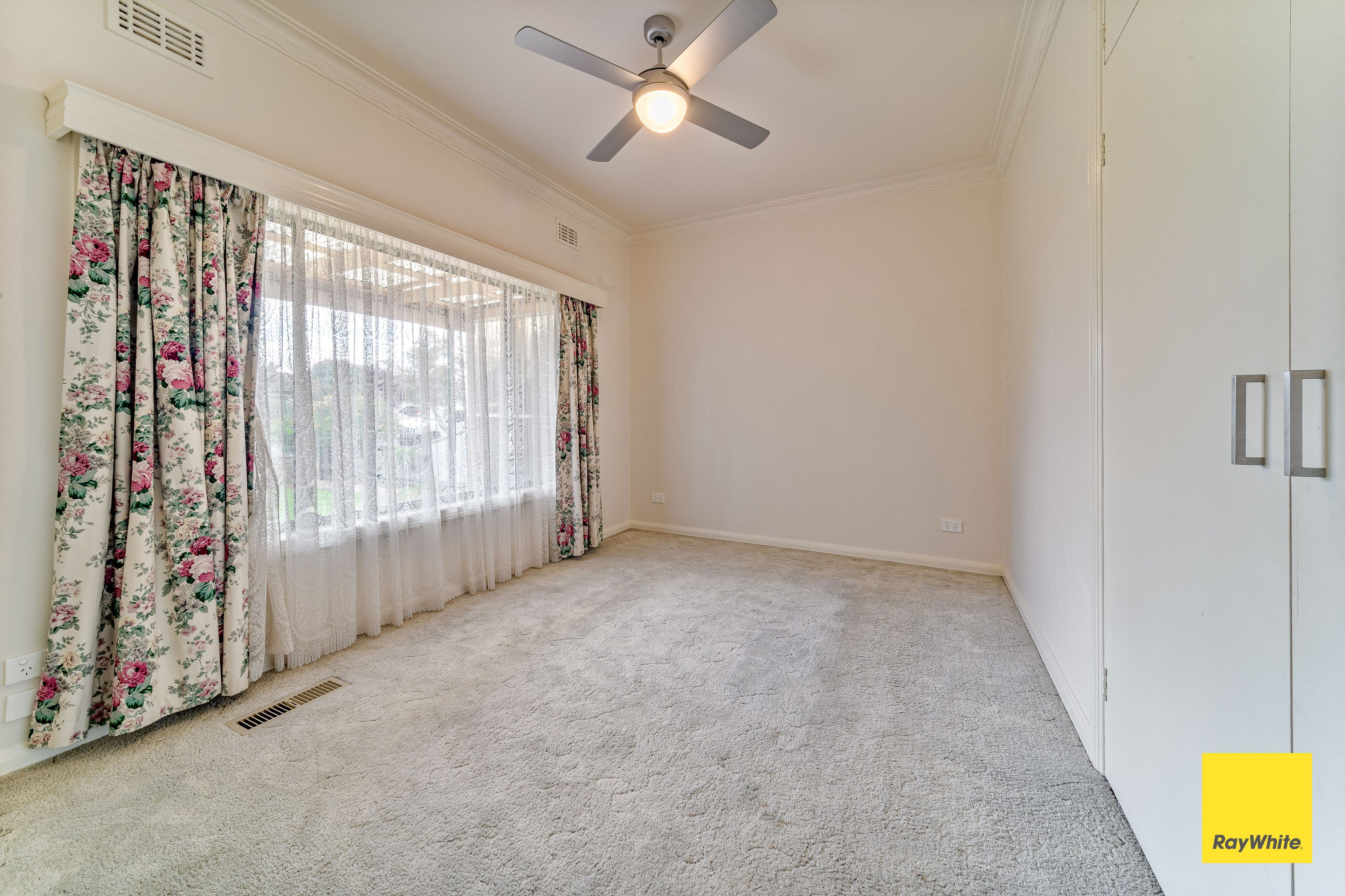 9 Gordon Street, Kangaroo Flat VIC 3555, Kangaroo Flat - Thumbnail 4