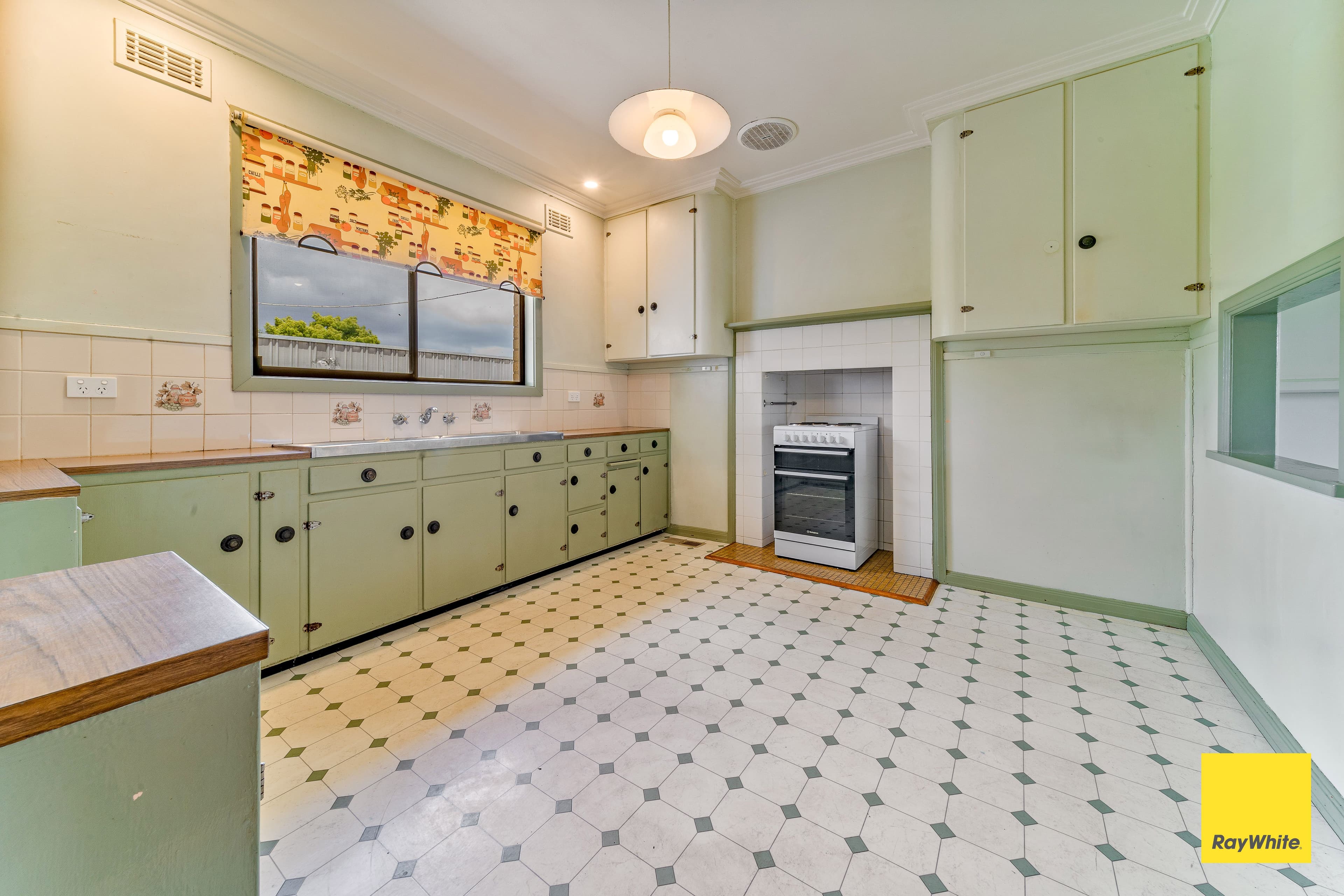 9 Gordon Street, Kangaroo Flat VIC 3555, Kangaroo Flat - Thumbnail 5