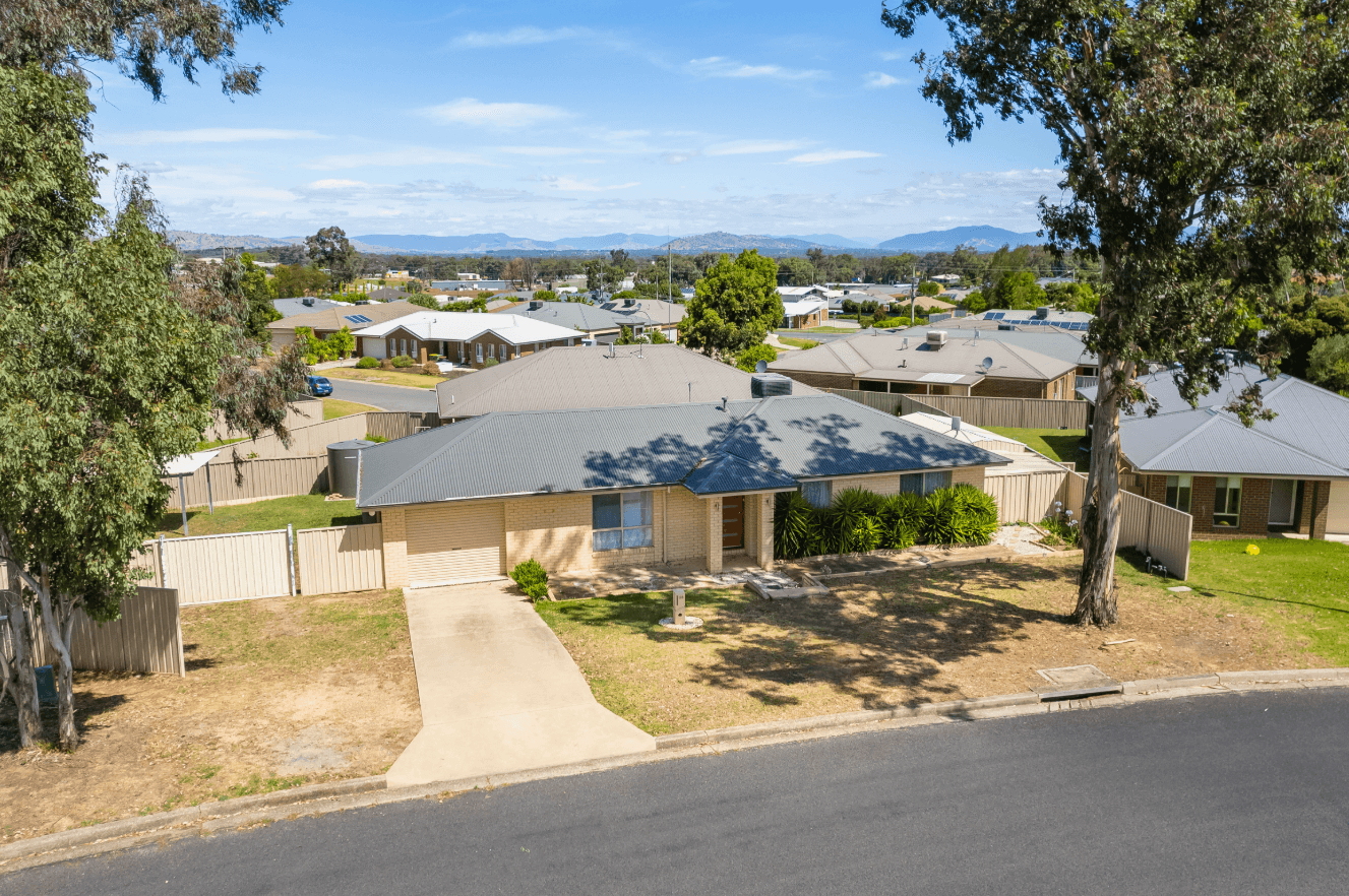 28 Algona Road, Springdale Heights NSW 2641, Springdale Heights - Image 1