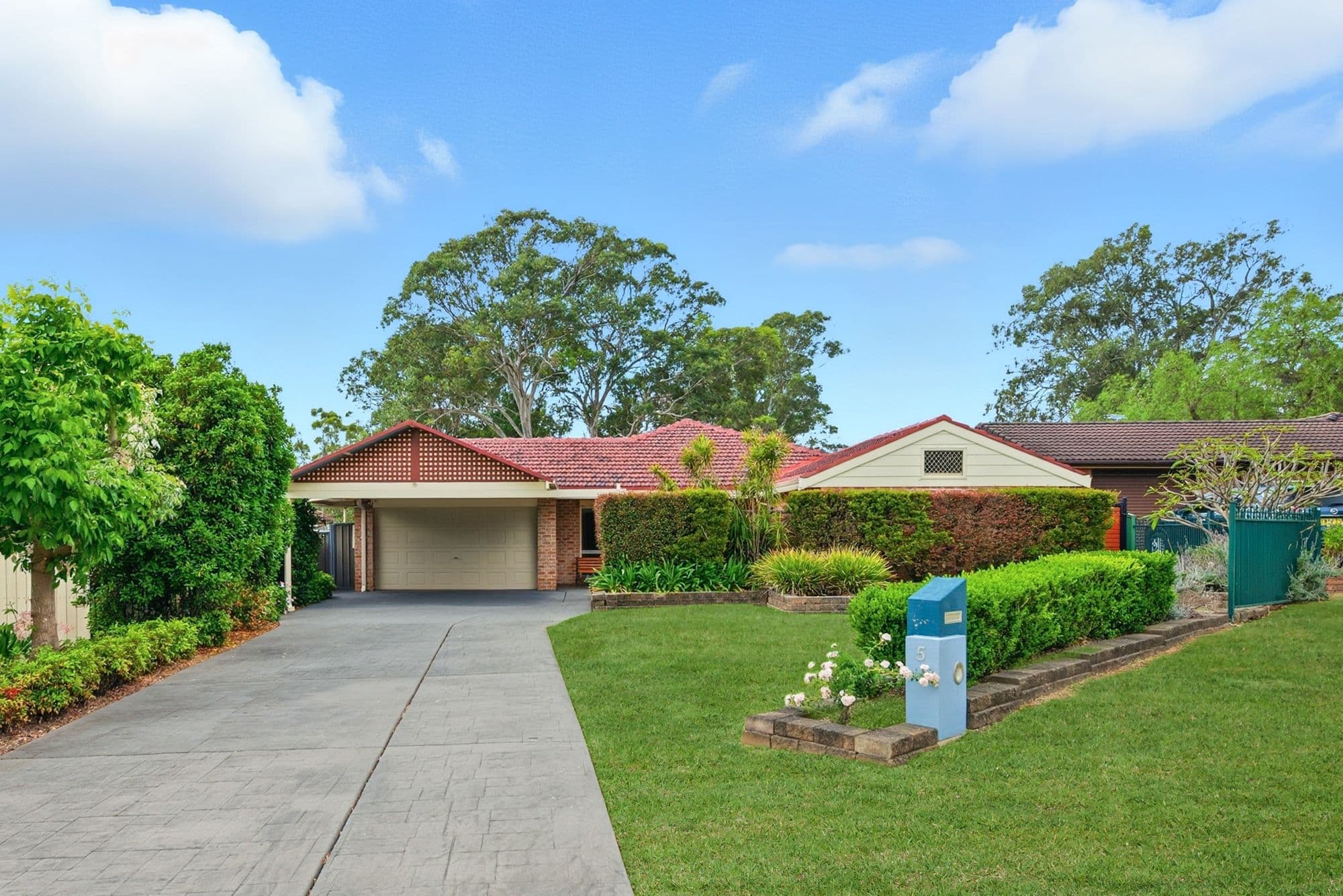5 Daimler Place, Ingleburn NSW 2565, Ingleburn - Image 1