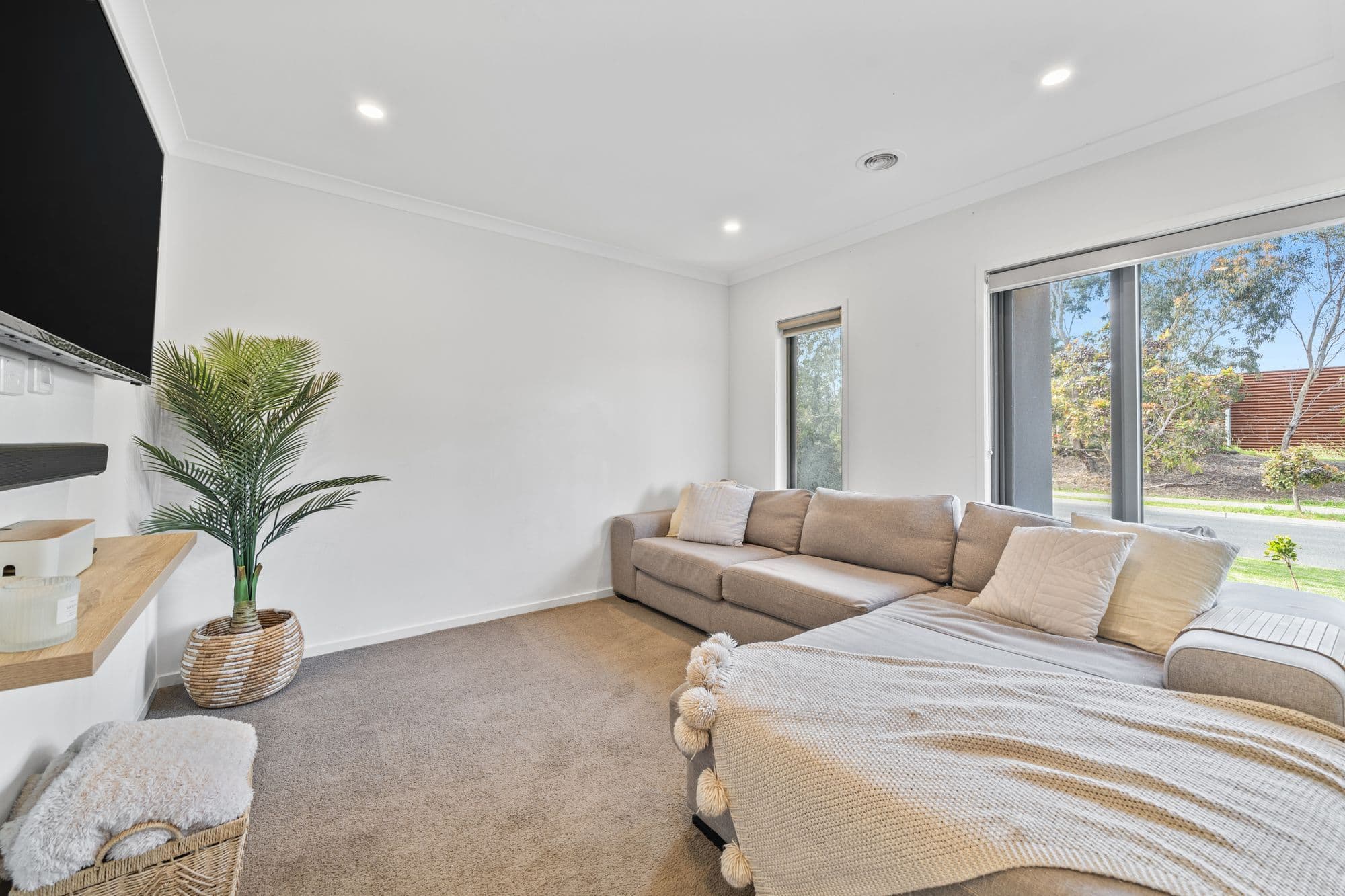 8 Grisham Drive, Officer VIC 3809, Officer - Thumbnail 7