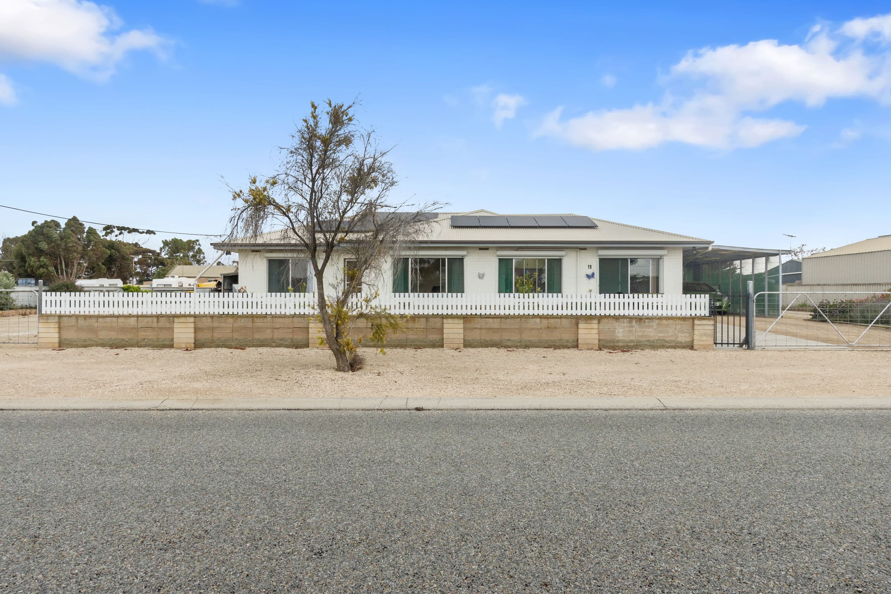 17-19 Cornwall Street, Clinton SA 5570, Clinton - Thumbnail 3