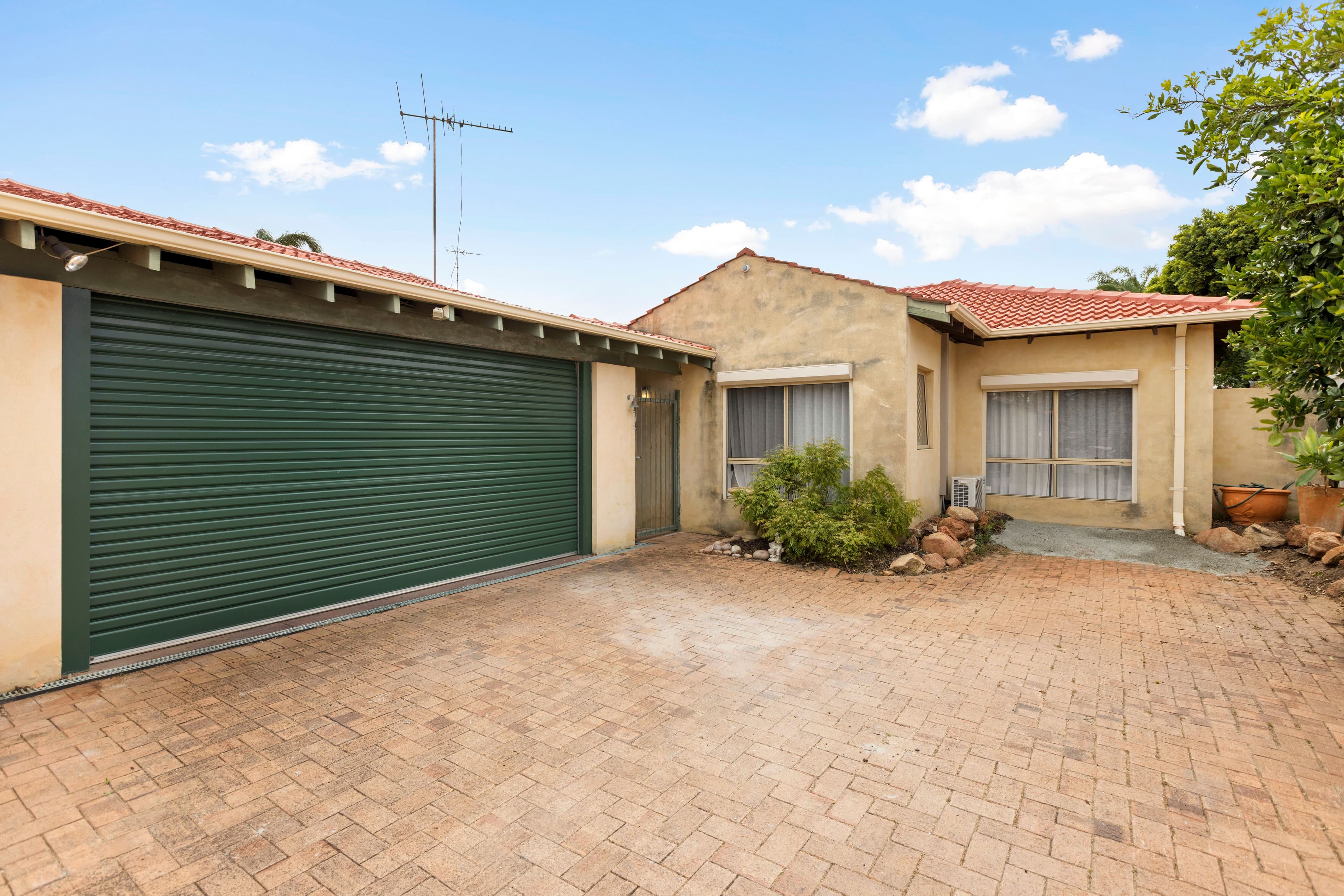 68A Deanmore Road, Scarborough WA 6019, Scarborough - Thumbnail 3