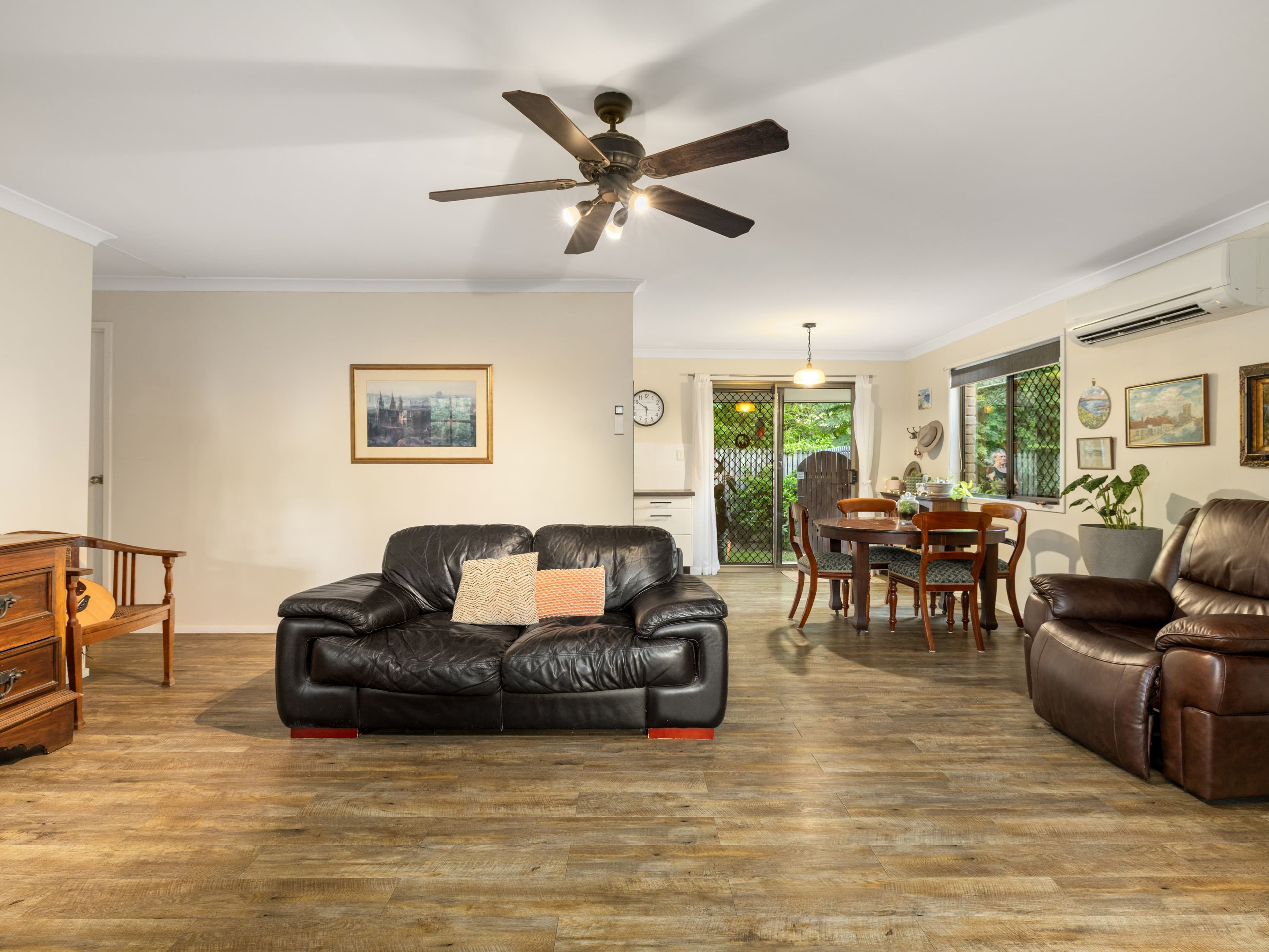 4 Sherwood Crescent, Bellbird Park QLD 4300, Bellbird Park - Thumbnail 3