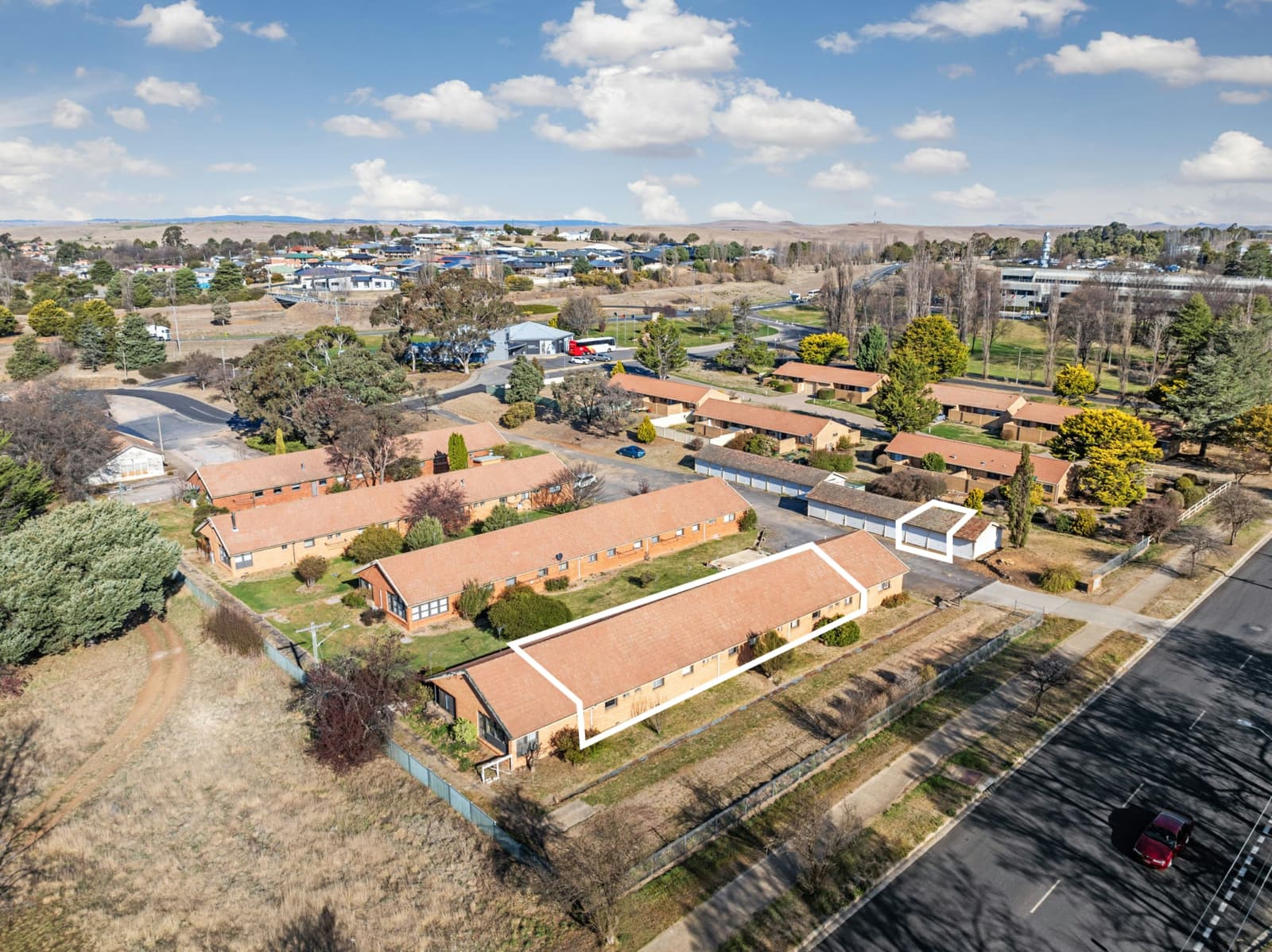 2-9/24 Mittagang Road,Cooma, Cooma - Image 1