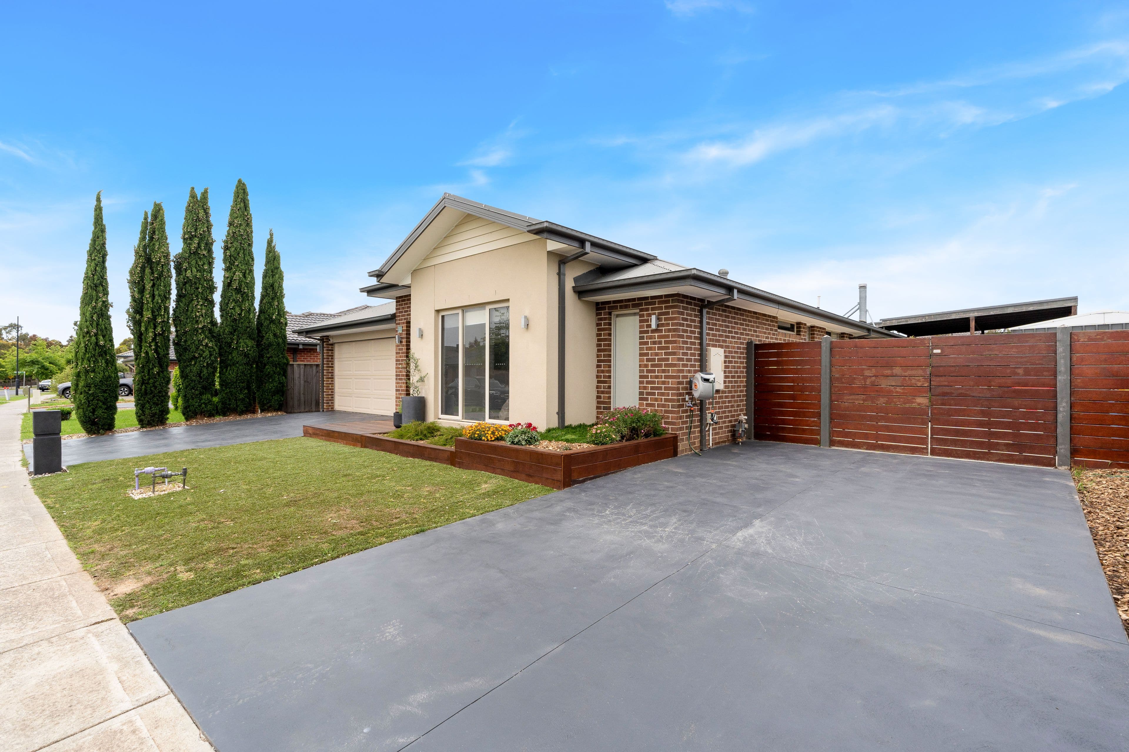 21 Golf Links Drive, Beveridge VIC 3753, Beveridge - Thumbnail 2