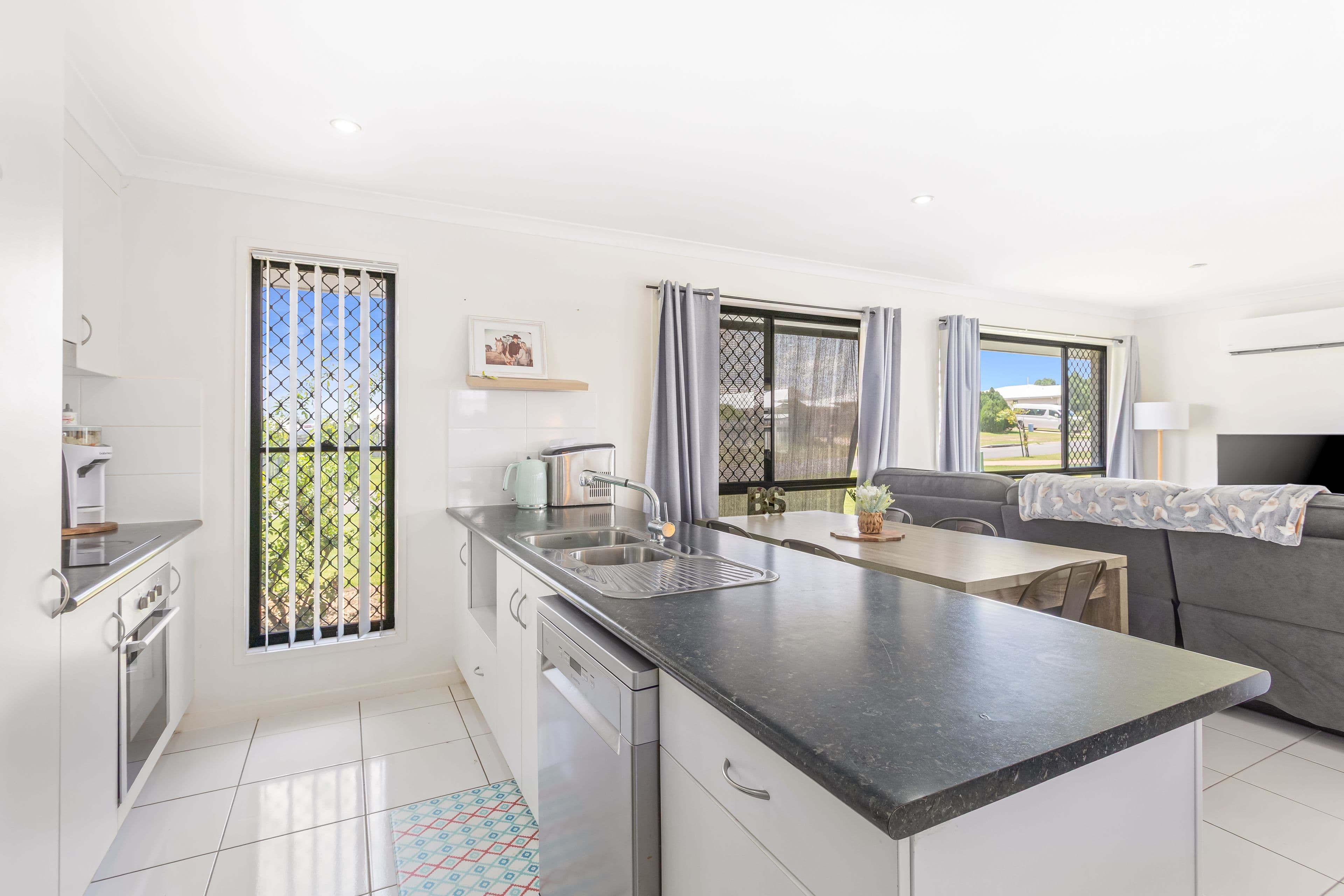 2 Madison Rose Drive, Gracemere QLD 4702, Gracemere - Thumbnail 4