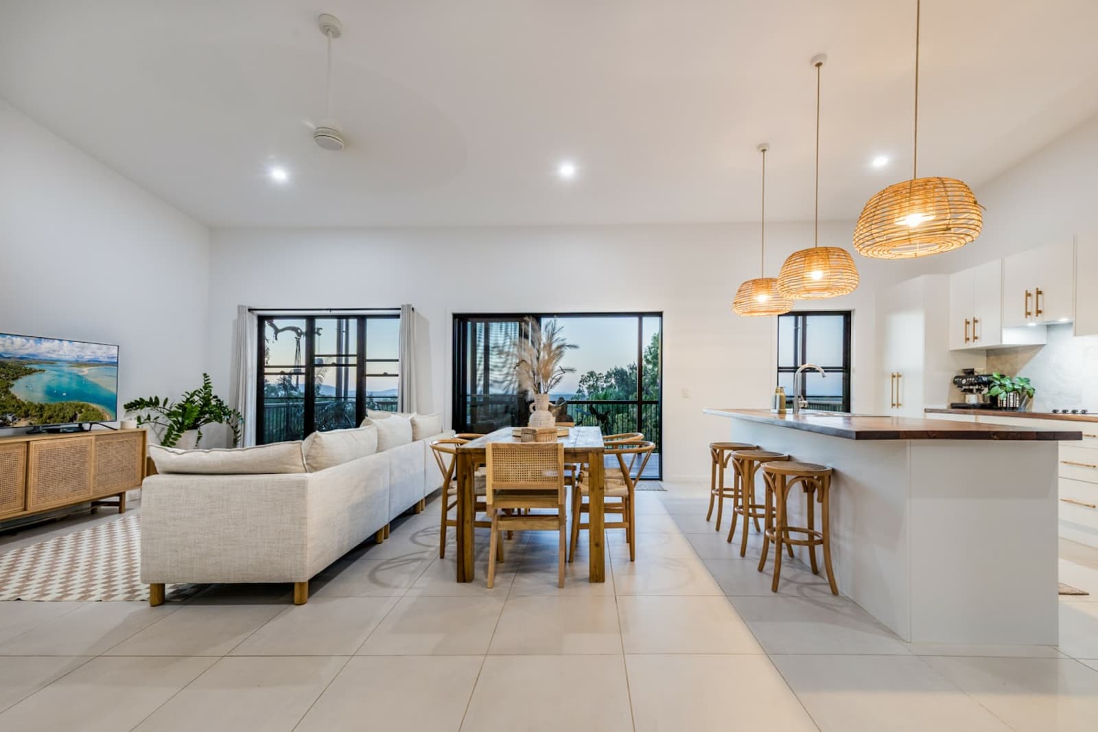 84 Countess Russell Crescent, Agnes Water - Thumbnail 3