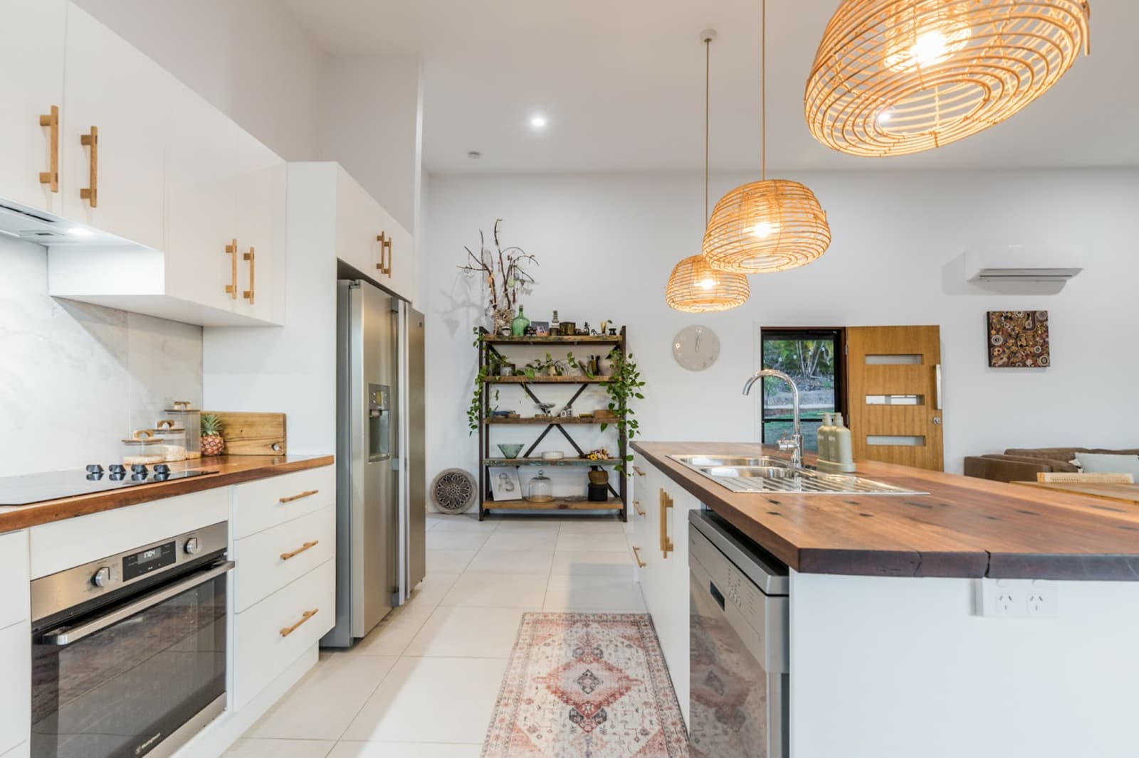 84 Countess Russell Crescent, Agnes Water - Thumbnail 4