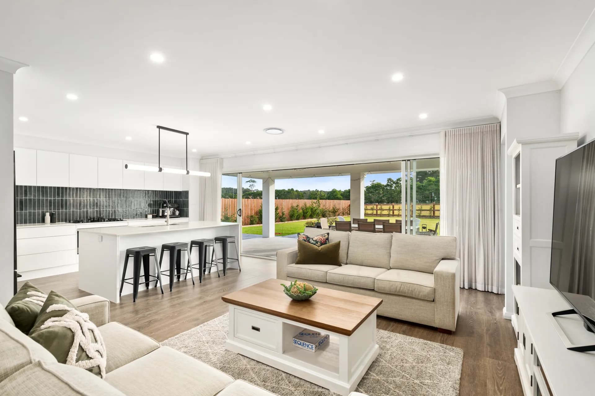 84 Emerald  Drive, Meroo Meadow., Meroo Meadow - Thumbnail 4